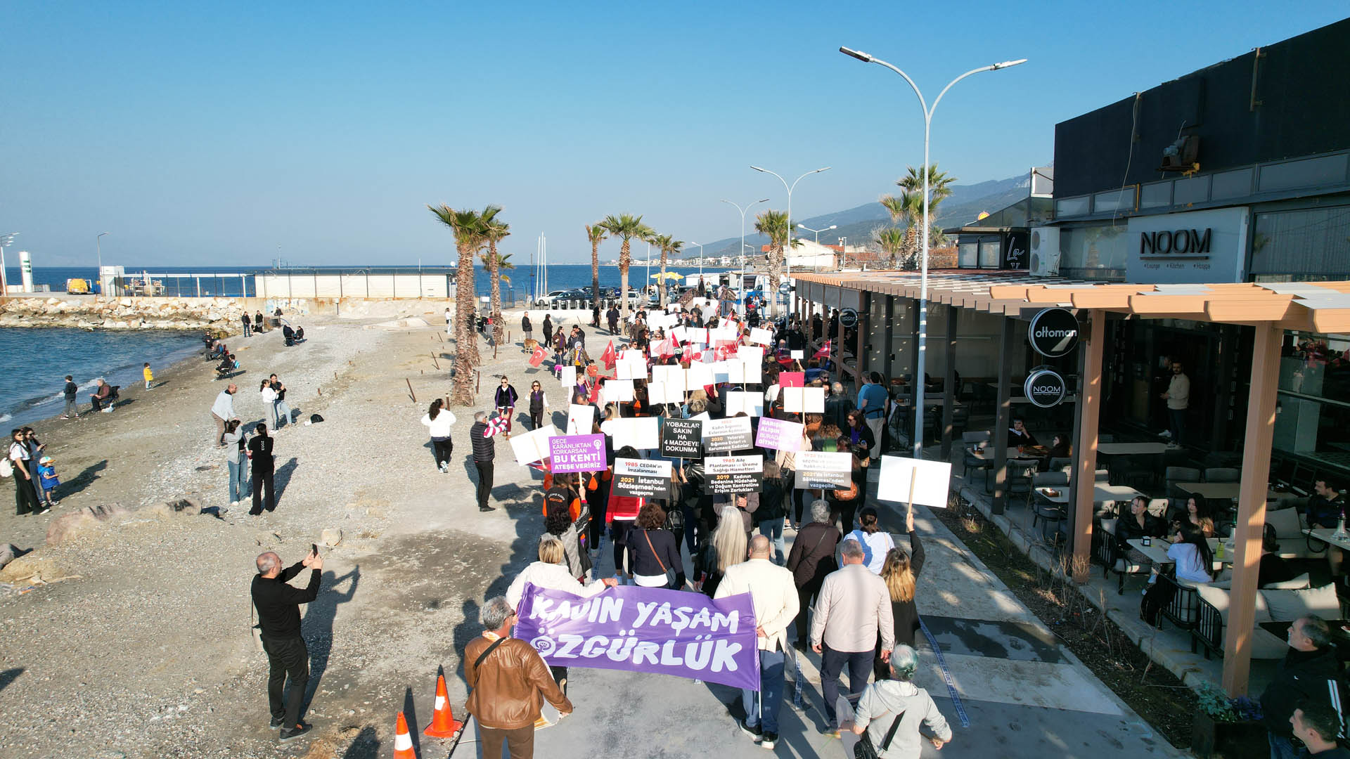 Türkiye’de ilk; Güzelbahçe’de 8 Mart’ta Tersine Yürüyüş Düzenlendi