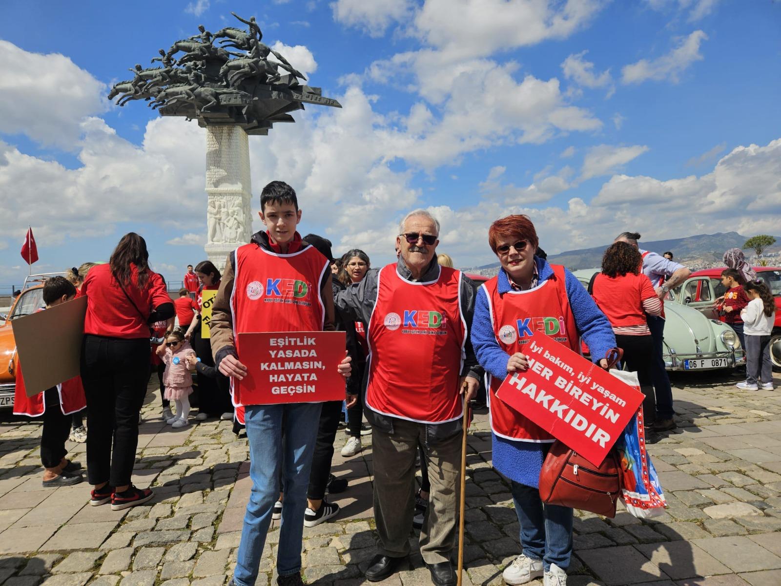 Farkındalık için adım attılar