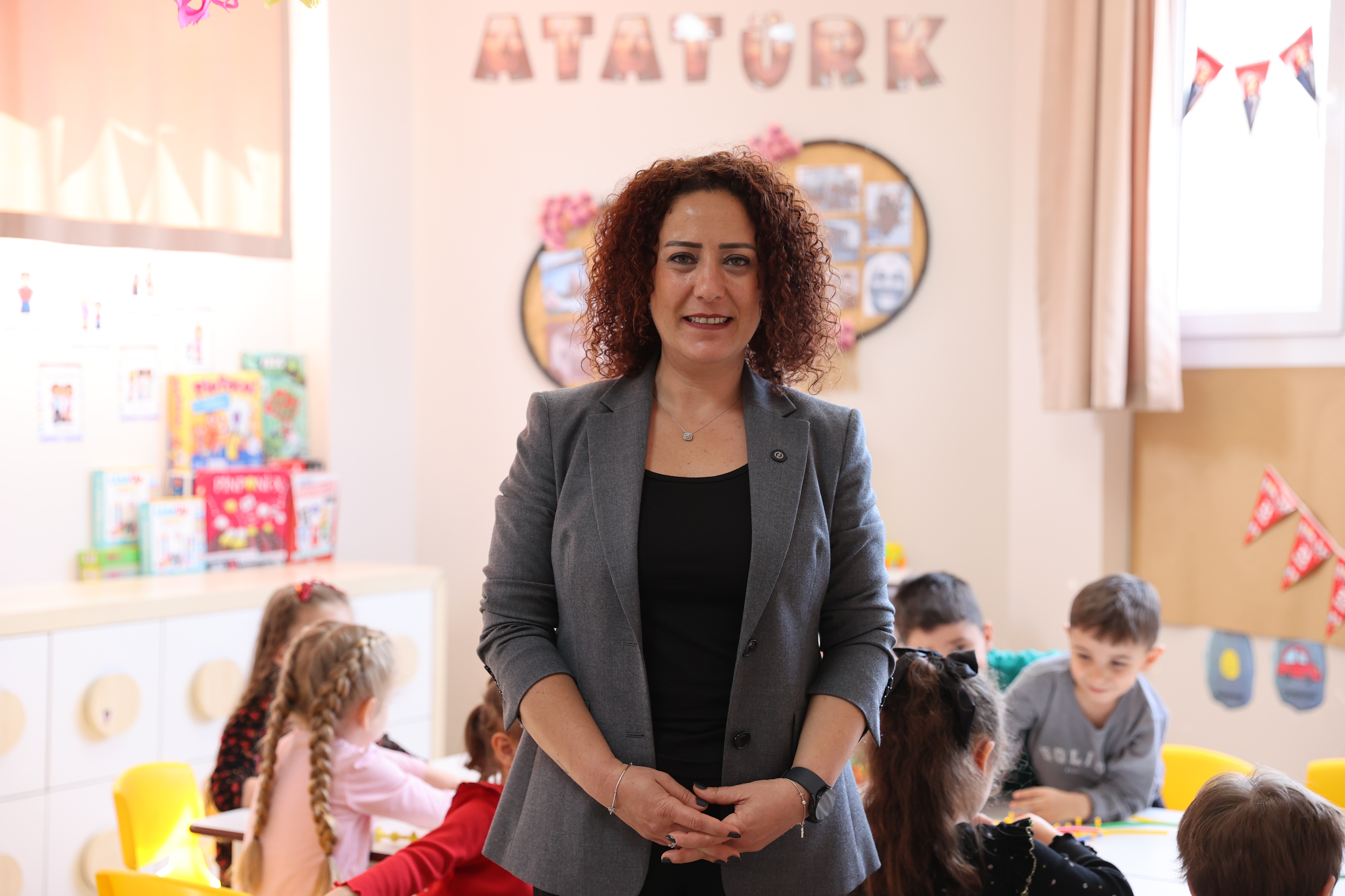 Buca'da anne babaların yüzlerini güldüren eğitim hizmeti