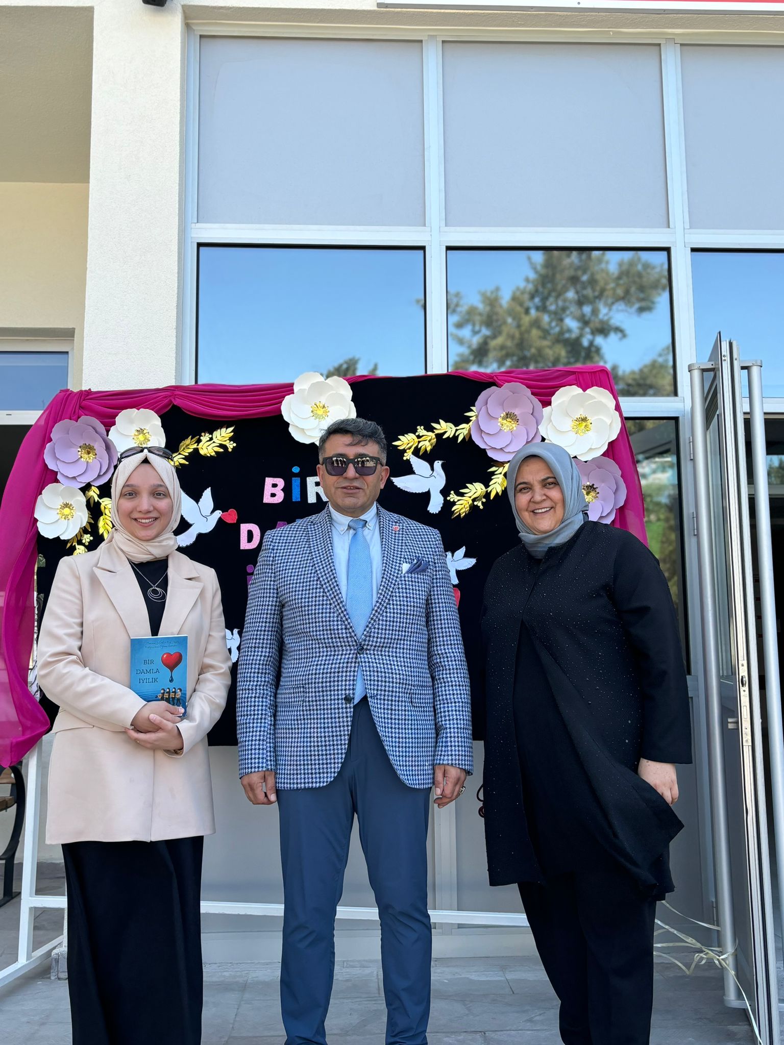 Minik Kalemlerden Büyük Mesaj: "Bir Damla İyilik" Okuyucularla Buluştu