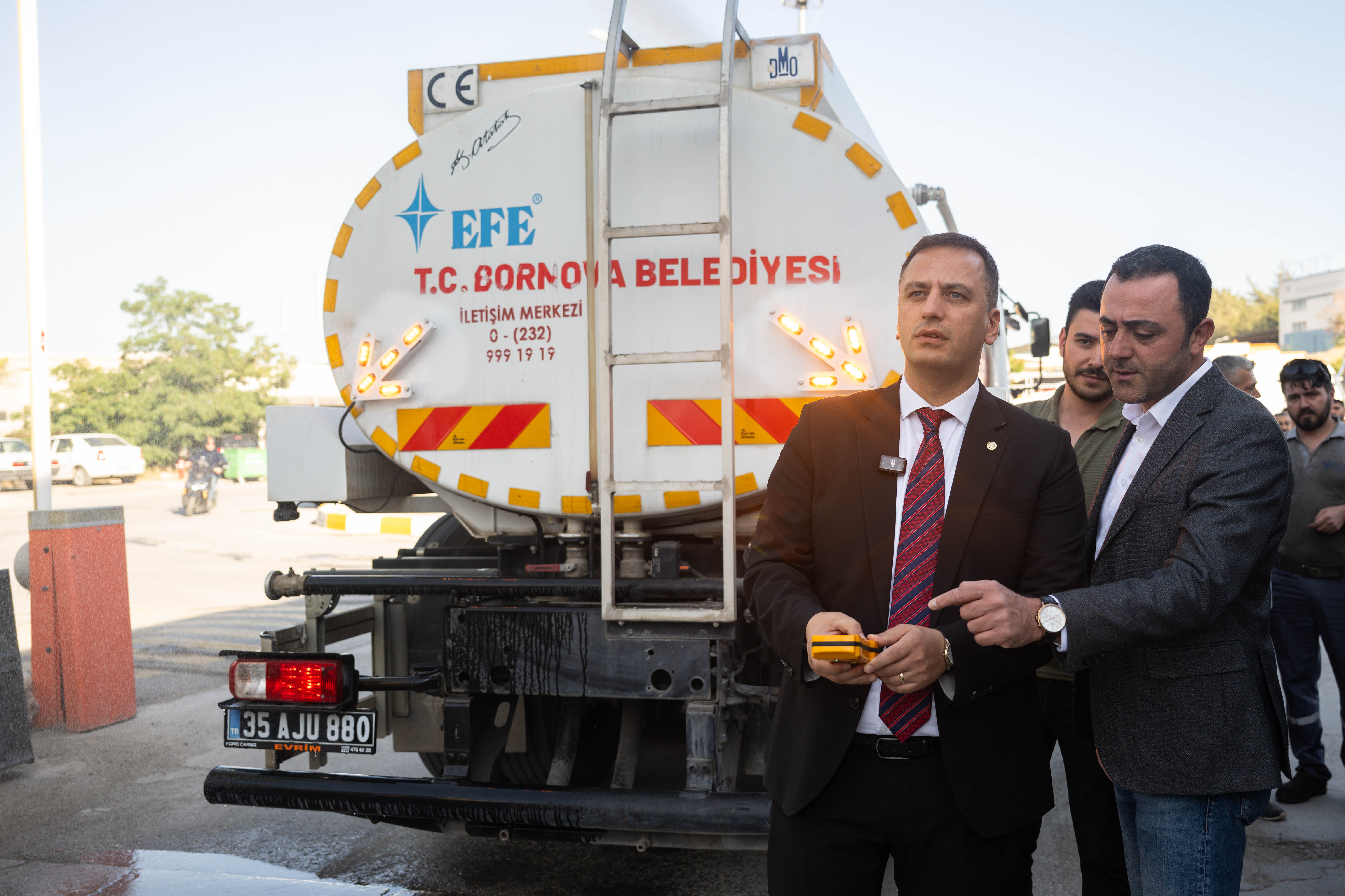 Bornova Belediyesi’nden yangına hızlı müdahale hamlesi