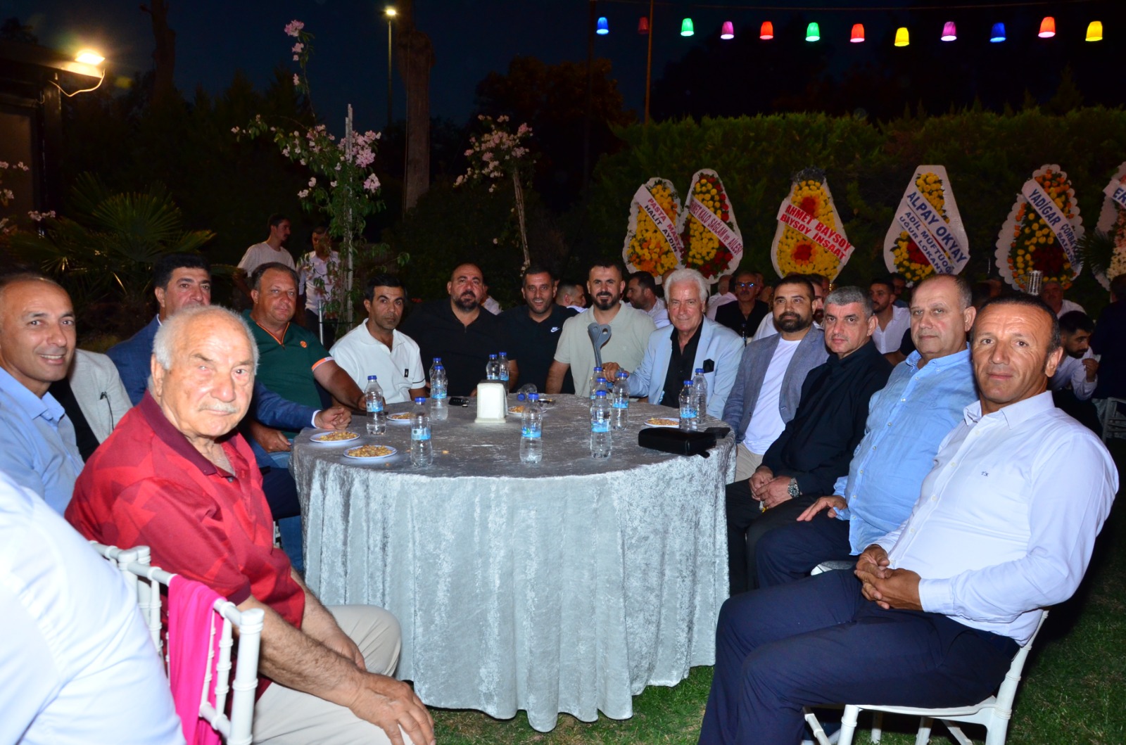 Alptekin ve Dündar Ailelerinin mutlu günü: Gülten ve Furkan Dünyaevine Girdi