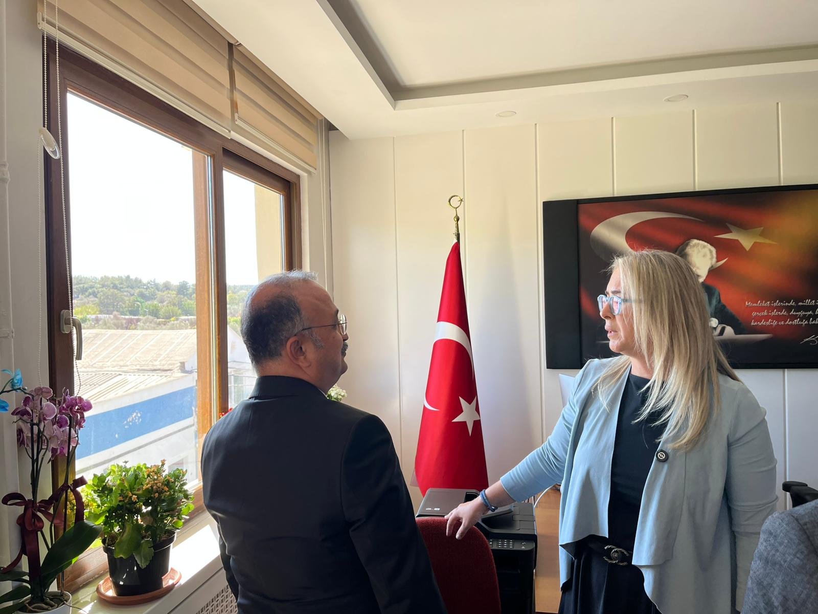 Kaymakam Ziyaretinde İzmir’in Çöp Gerçeği