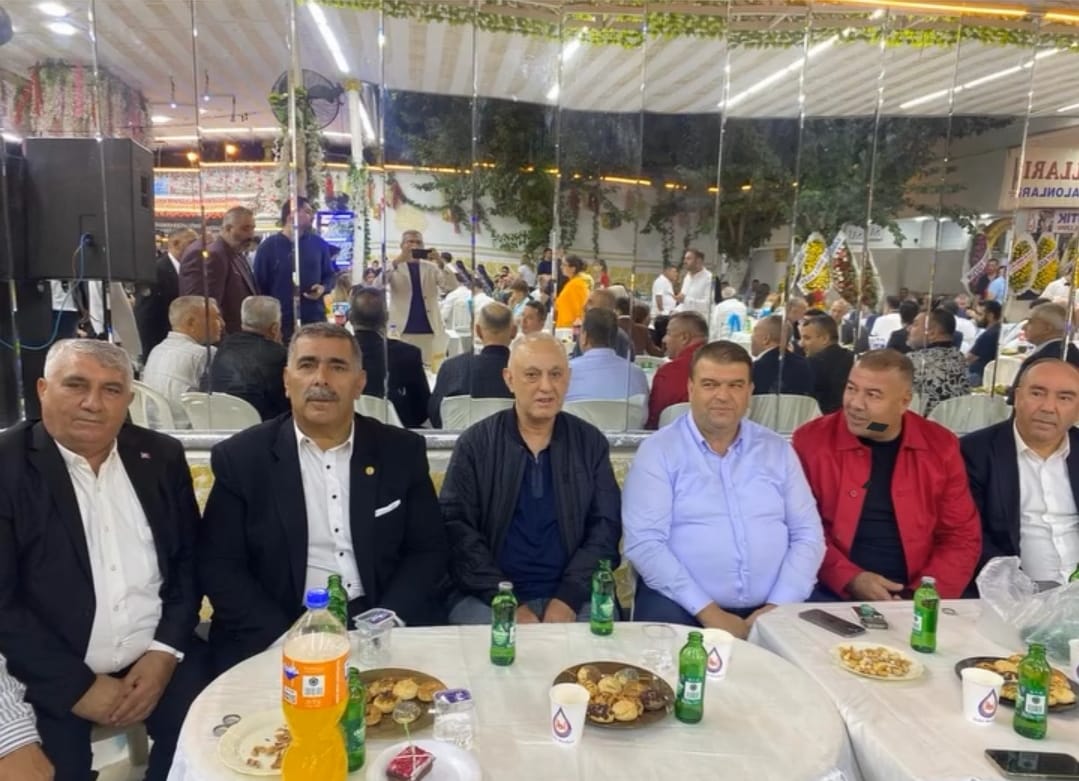 Hüseyinoğulları'nın mutlu günü: Eshat ve Kenancan Bozkurt sünnet oldu