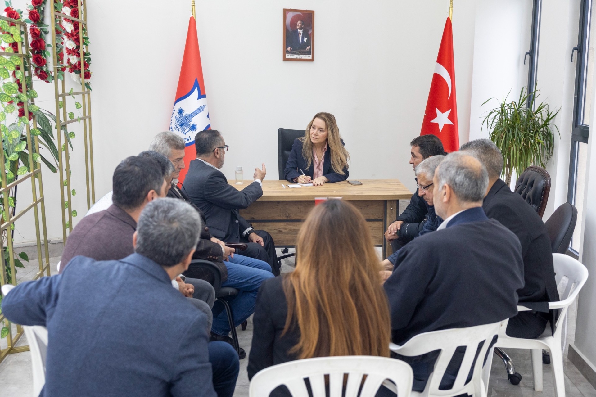 Makamdan değil mahalleden yönetim: Konak’ta ‘Komşu Buluşmaları’ devam ediyor