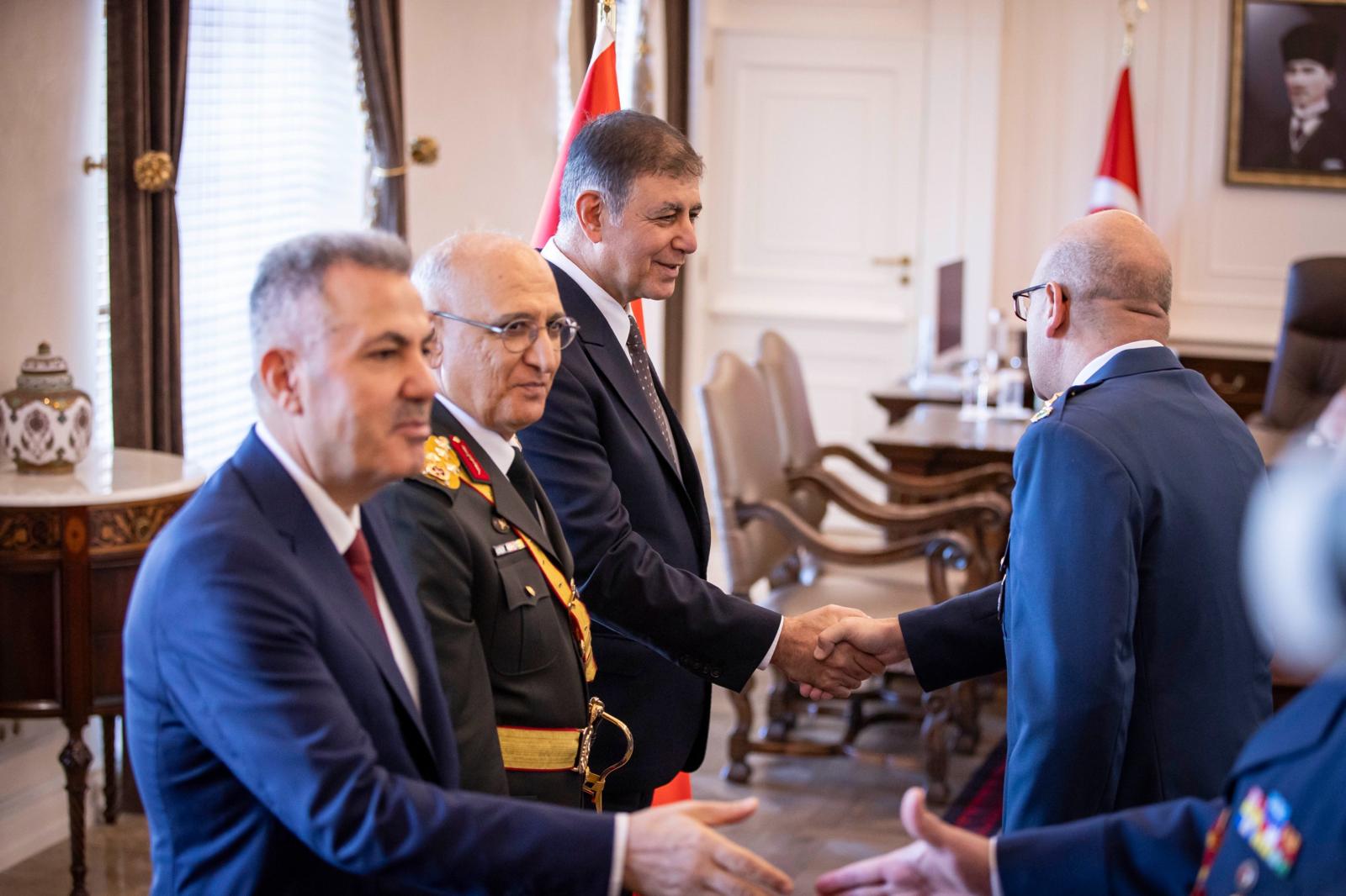 Başkan Tugay: Kimse bu ülkeyi demokrasiden uzaklaştırmaya kalkmasın