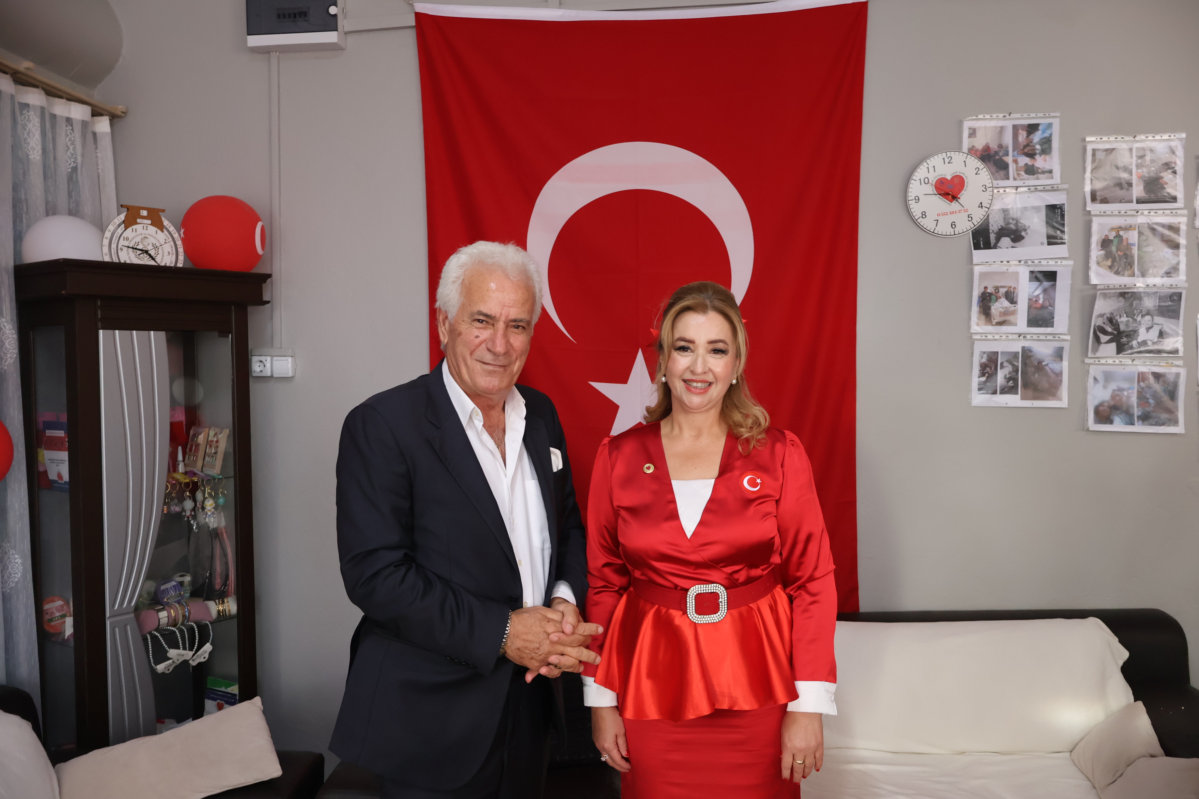 İZMİR'DE ENGELLİLER İÇİN UMUT KAPISI AÇILDI: "GERÇEK ENGEL, ZİHİNLERDEKİ AYRIMCILIKTIR"