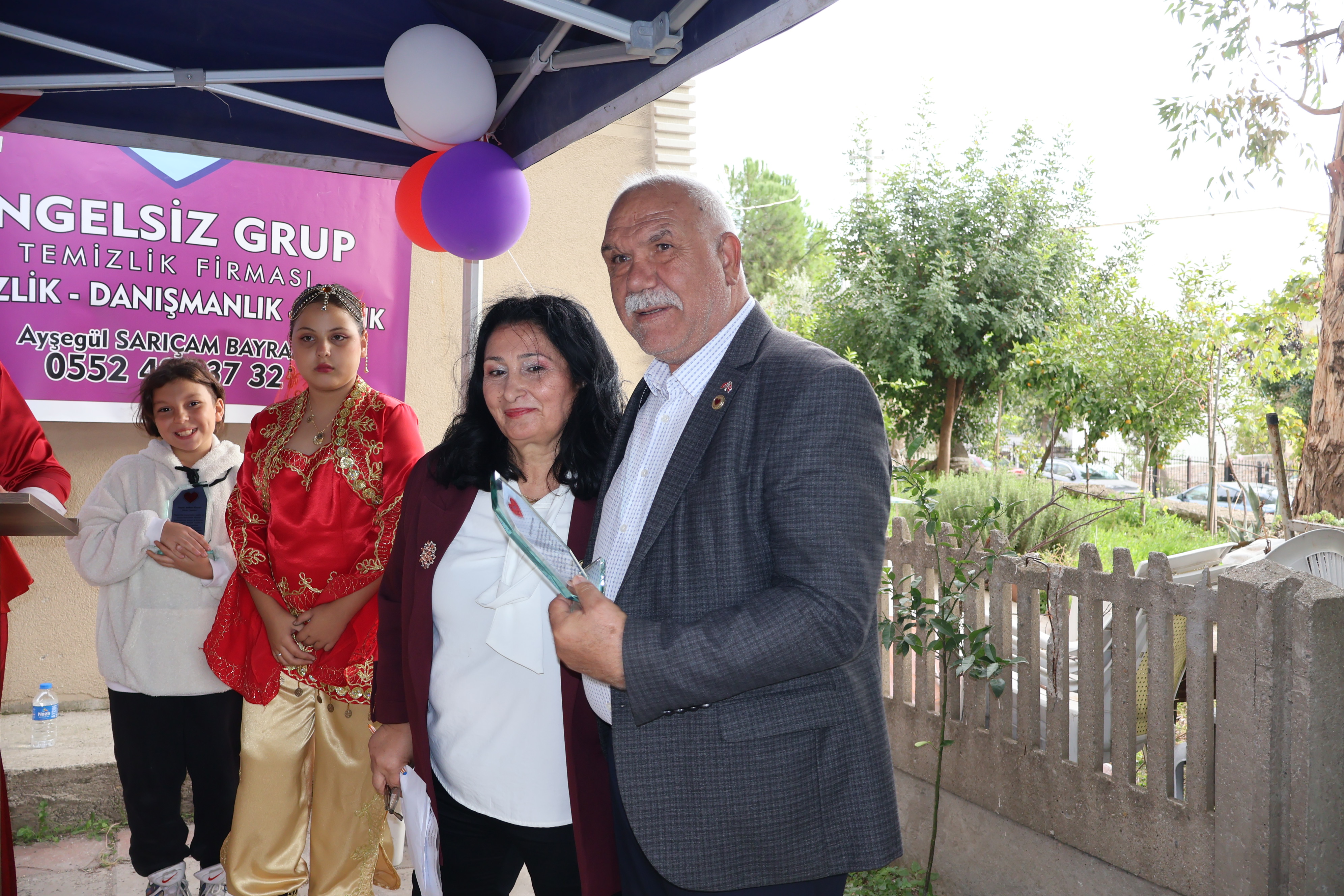 İZMİR'DE ENGELLİLER İÇİN UMUT KAPISI AÇILDI: "GERÇEK ENGEL, ZİHİNLERDEKİ AYRIMCILIKTIR"