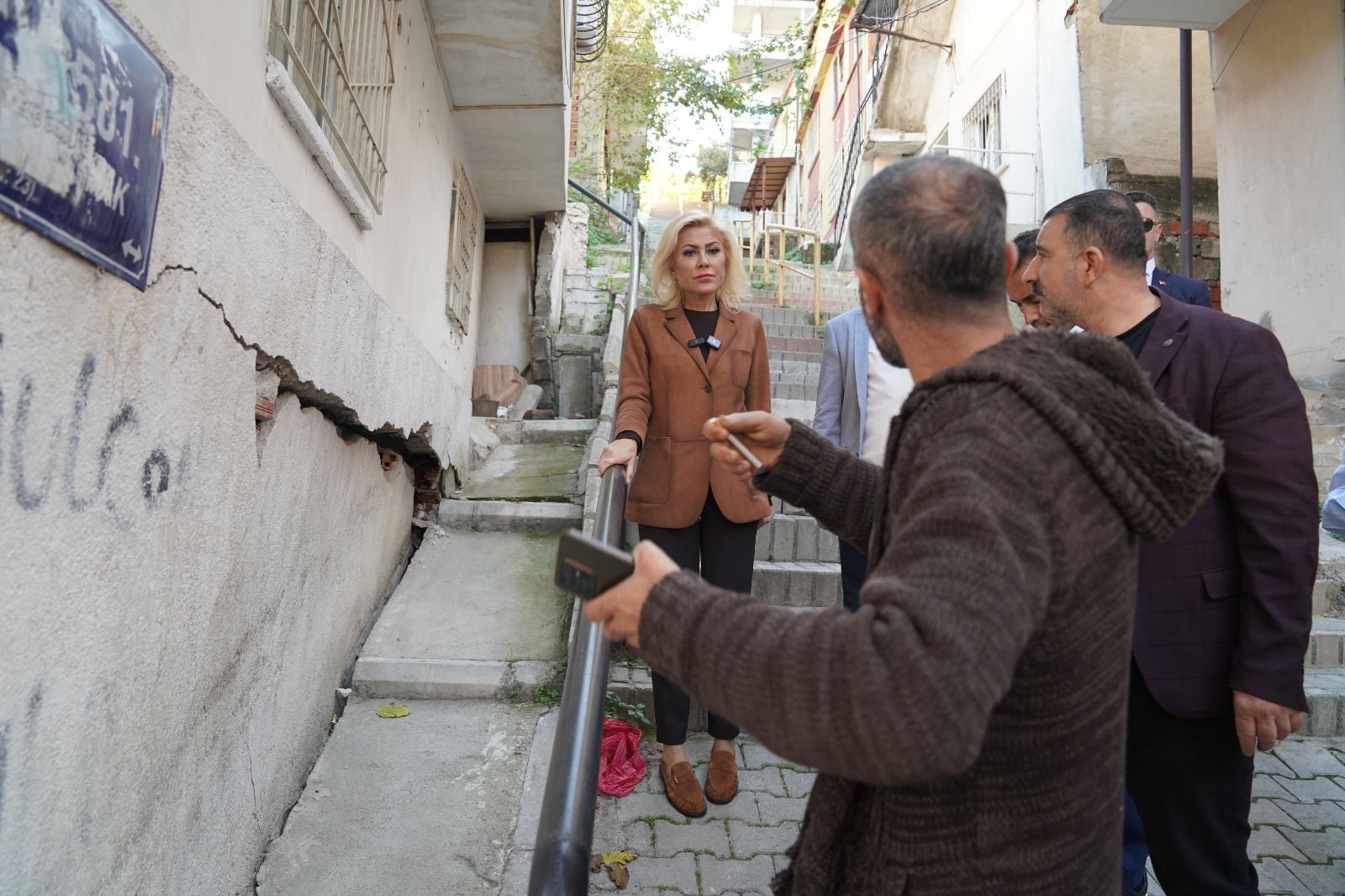 Bursalı’dan Büyükşehir’e Sert Uyarı: “Atamer Mahallesi Çöküyor”