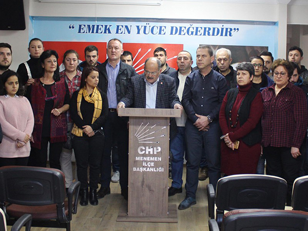 CHP'de istifa depremi