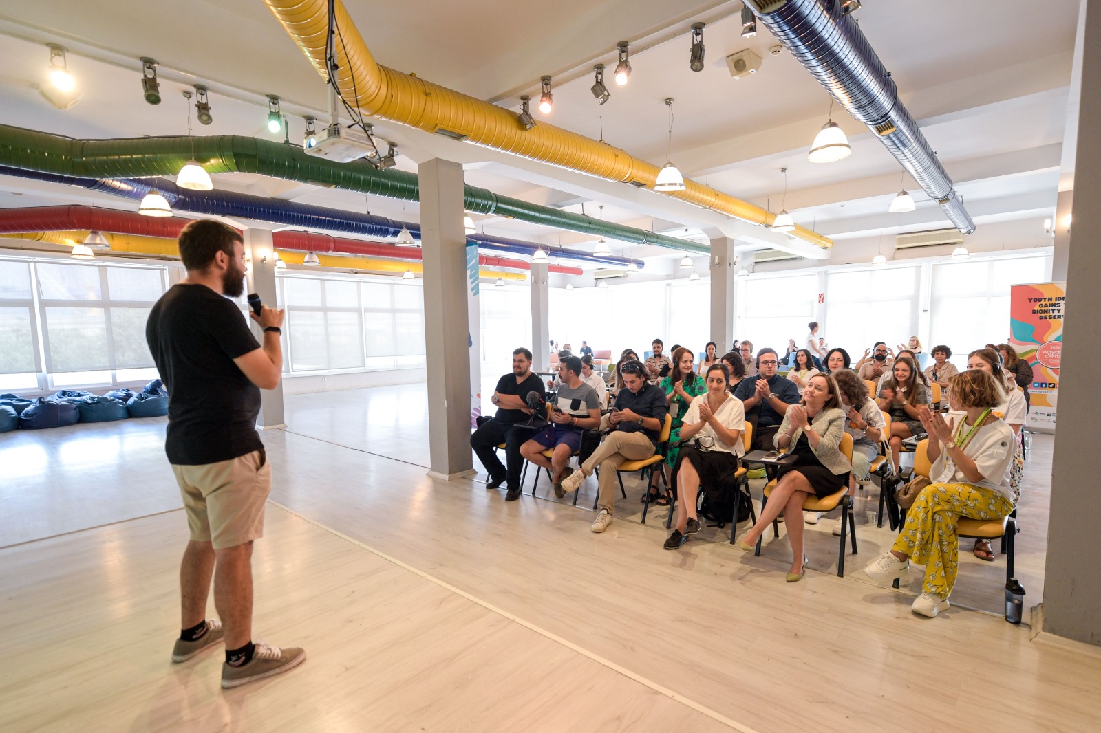 Avrupalı gençler İzmir’in şansını yüksek görüyor