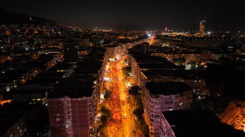 Cumhuriyet'in 100. yılı Karabağlar'da coşkuyla kutlandı