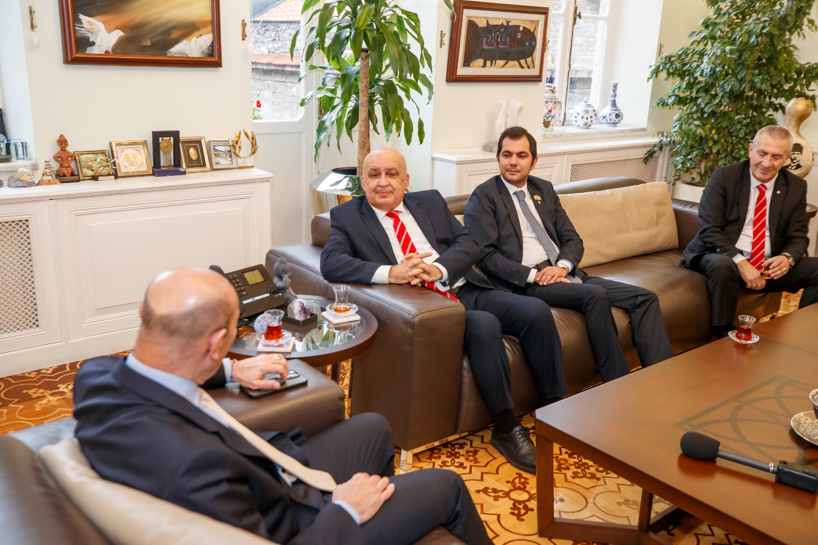 Lions Dernekleri’nden Başkan Soyer’e destek mesajı:  “Her zaman yanınızdayız”