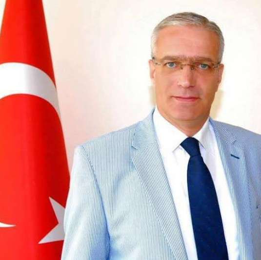 Ümit Özdağ, Zafer Partisi'nin İzmir adayını resmen açıkladı