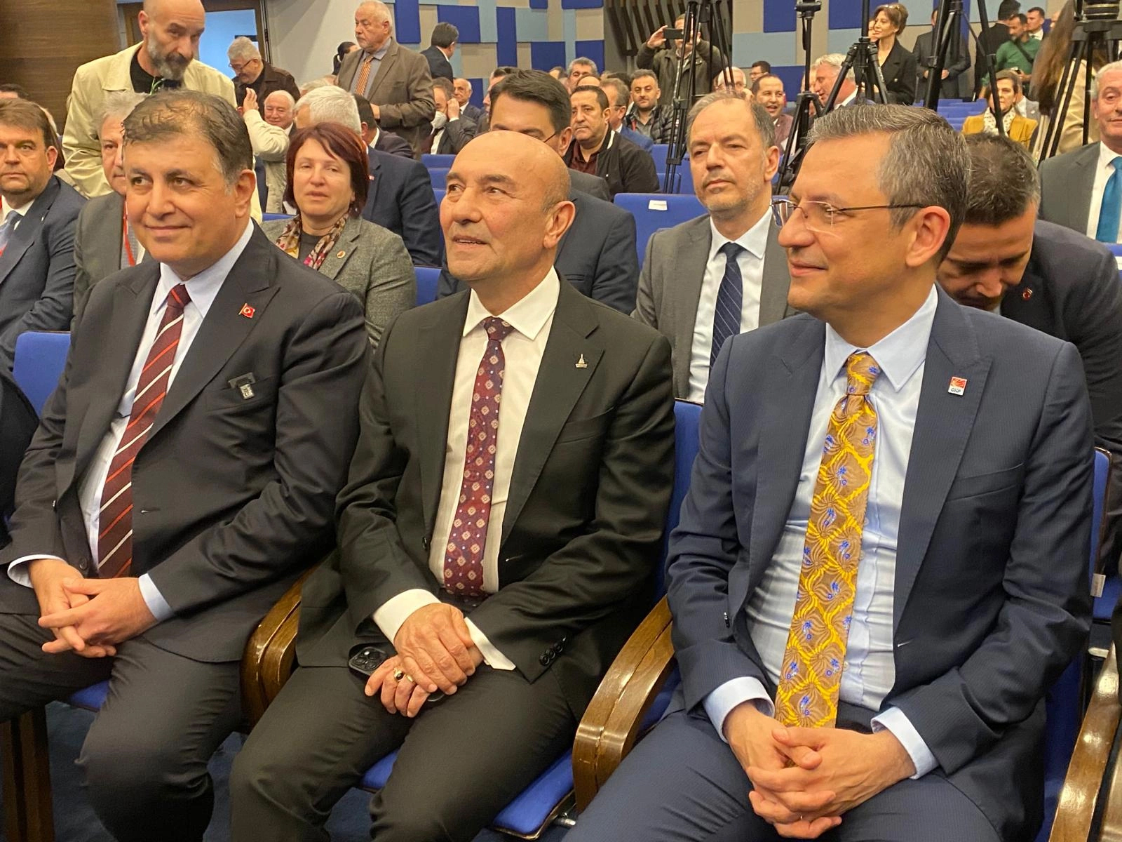 Soyer, Özel ve Tugay bir araya geldi