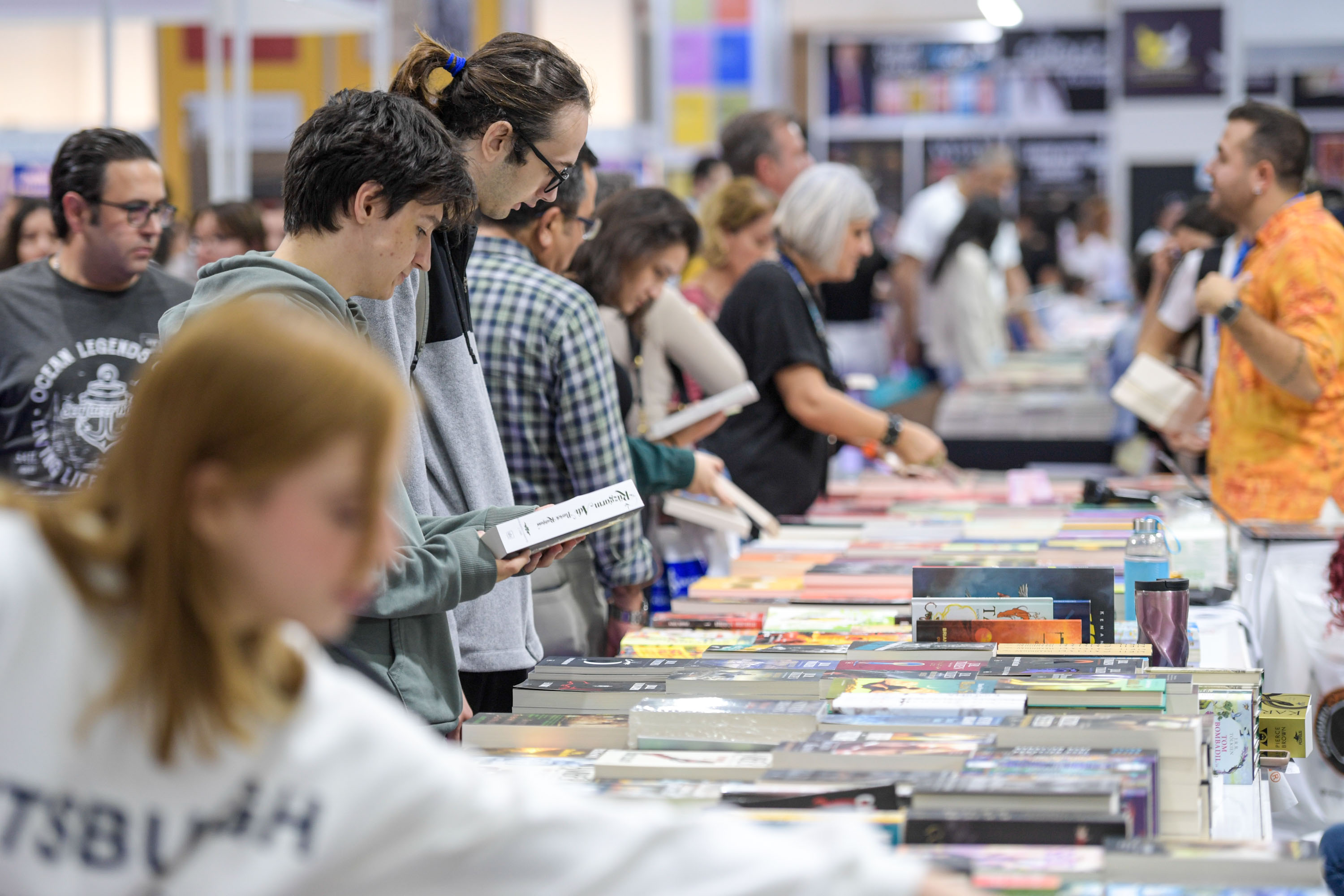 İzmir Kitap Fuarı baharın coşkusuyla Kültürpark’ta