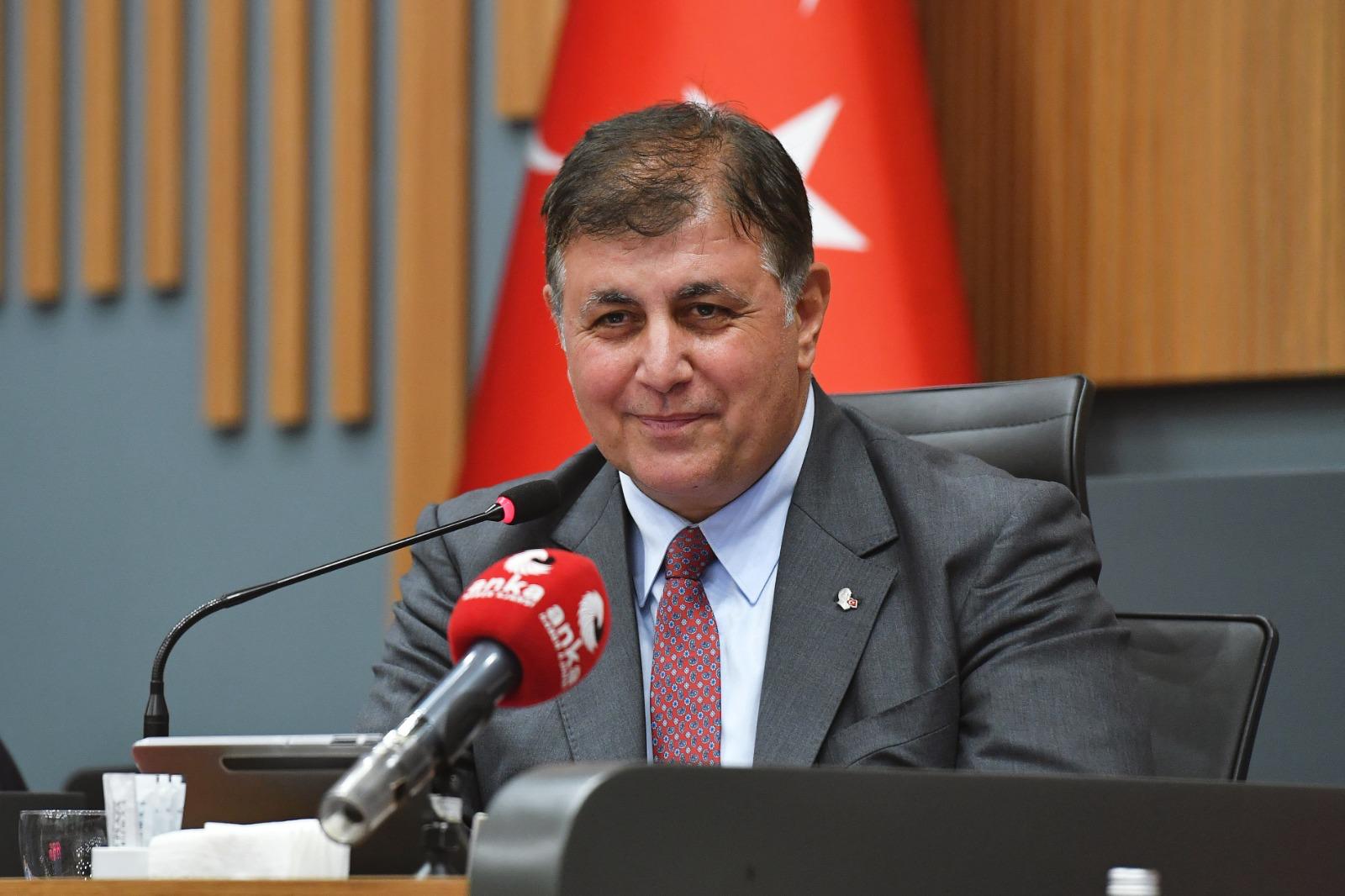 "İzmir'i Türkiye'de en düşük su fiyatına sahip il yapacağız"