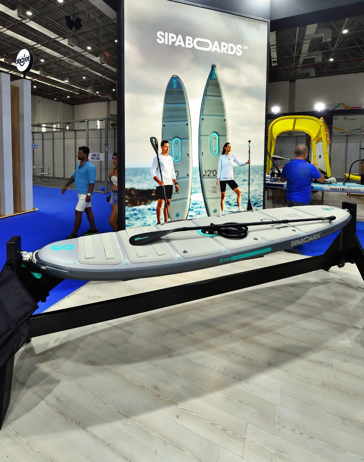 Milyonluk tekneler İzmir’de vitrine çıktı