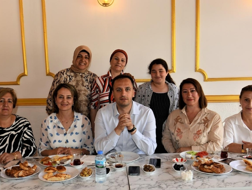 Başkan Eşki'den Bornovalı kadınlara gezi müjdesi!