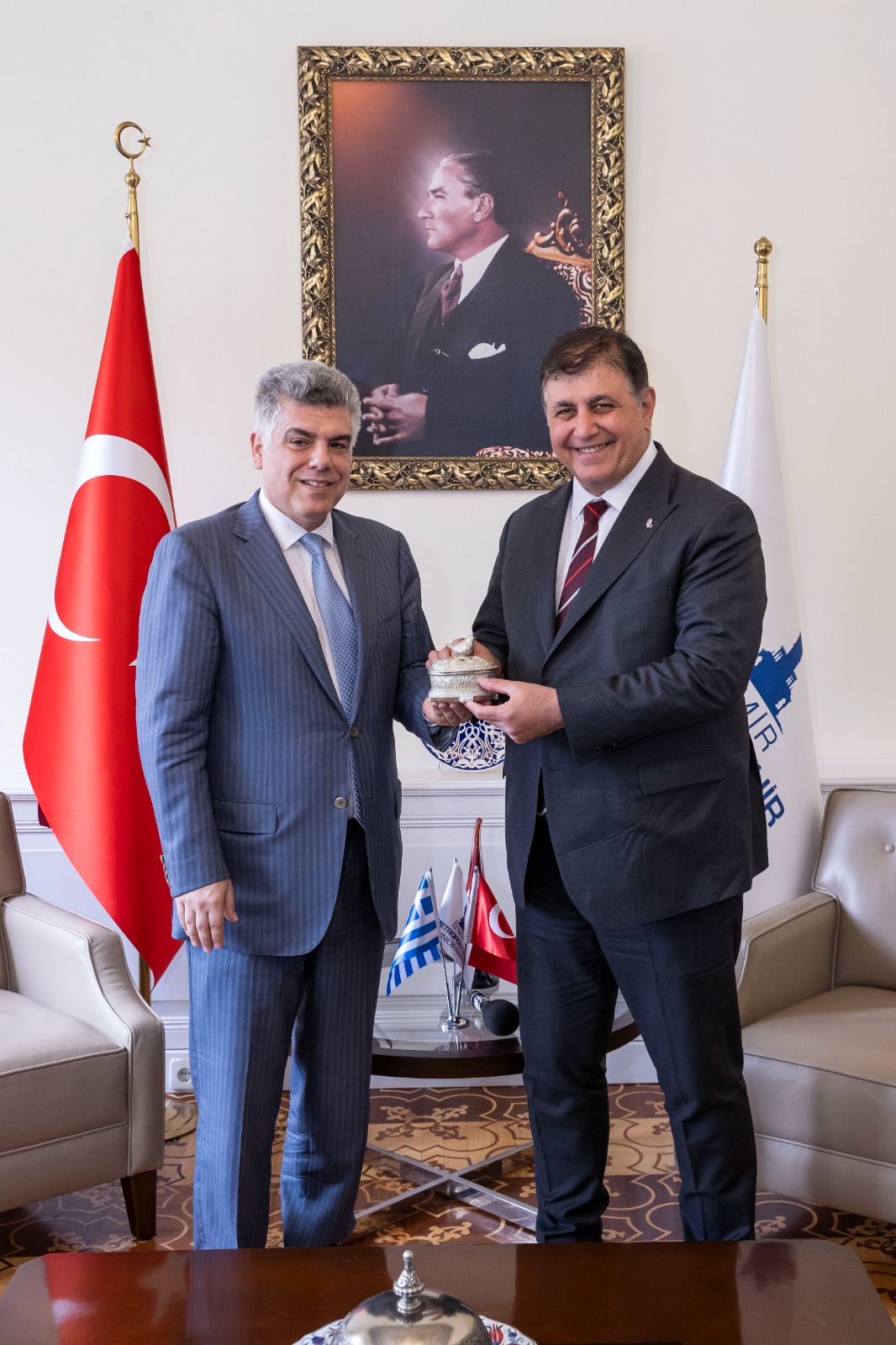 Yunanistan’ın İzmir Başkonsolosu'ndan turistlere İzmir daveti