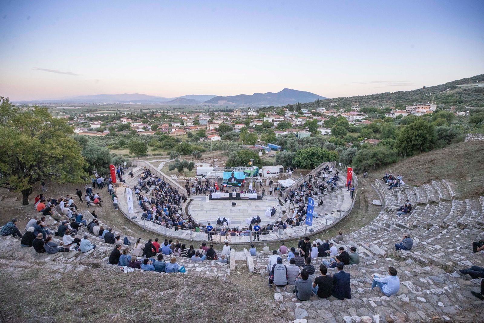Başkan Tugay’dan ücretsiz aktarmayı reddeden UKOME kararına tepki