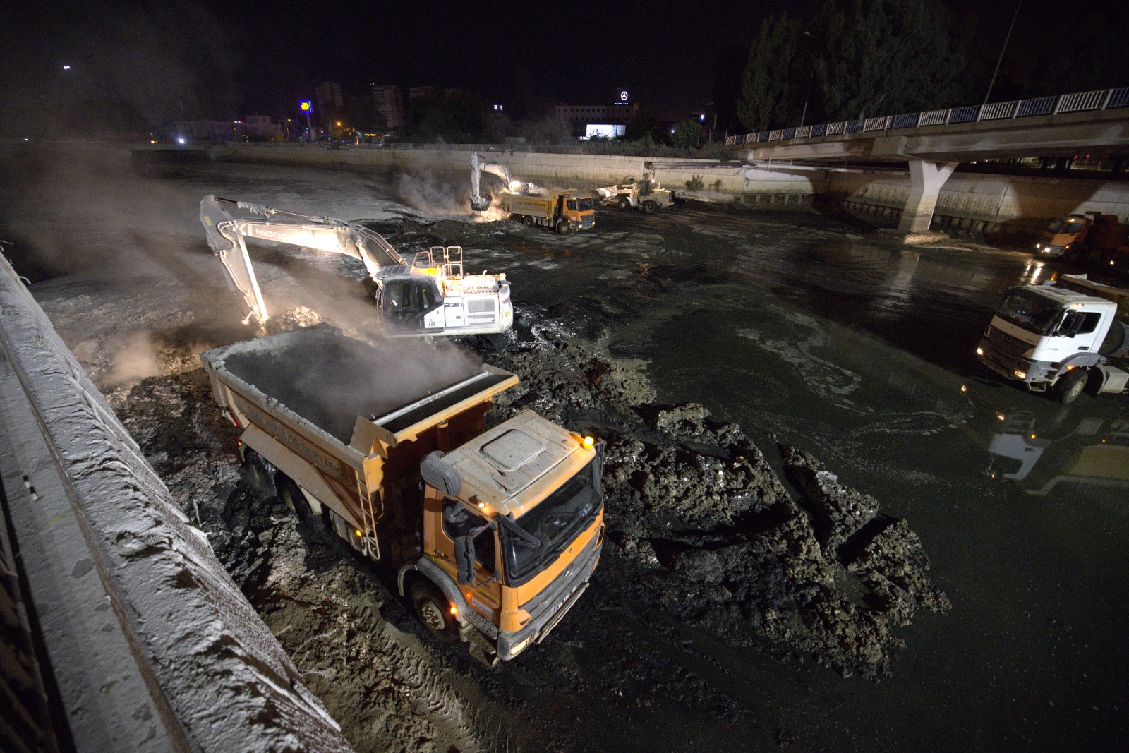 Manda Çayı’nda temizlik seferberliği: 30 bin ton çamur çıkarıldı