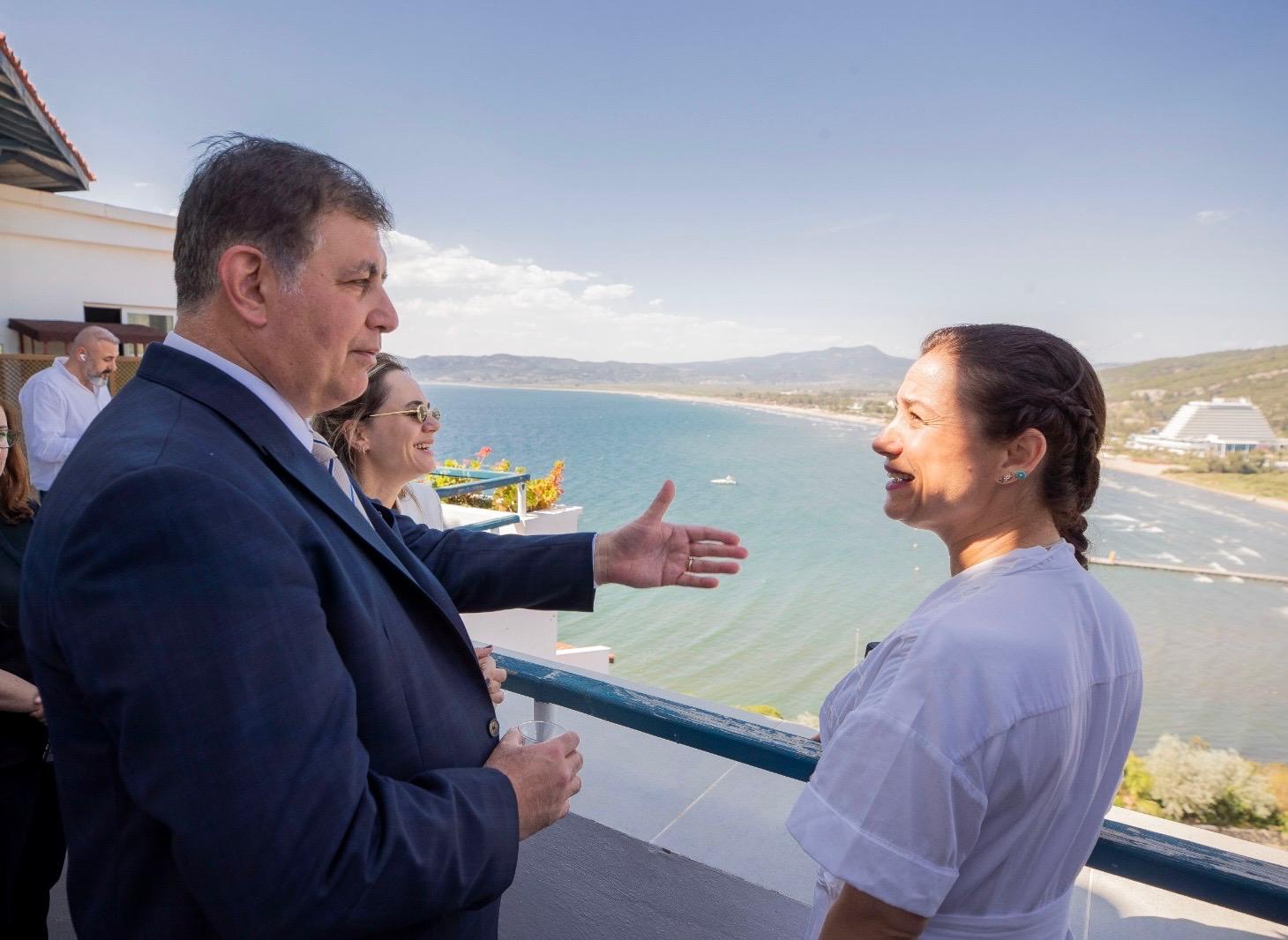 Başkan Cemil Tugay'ın gündeminde Selçuk'un projeleri var