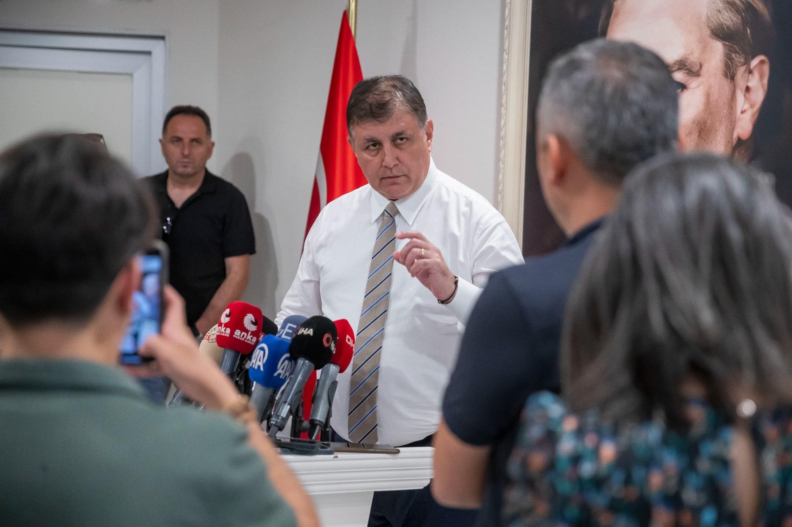 Başkan Tugay: “Bu bir tasarruf tedbiri değil, yasaya uyma zorunluluğu”