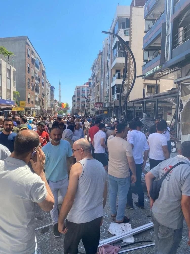 Torbalı'da şırdancıda patlama: 5 ölü 57 yaralı