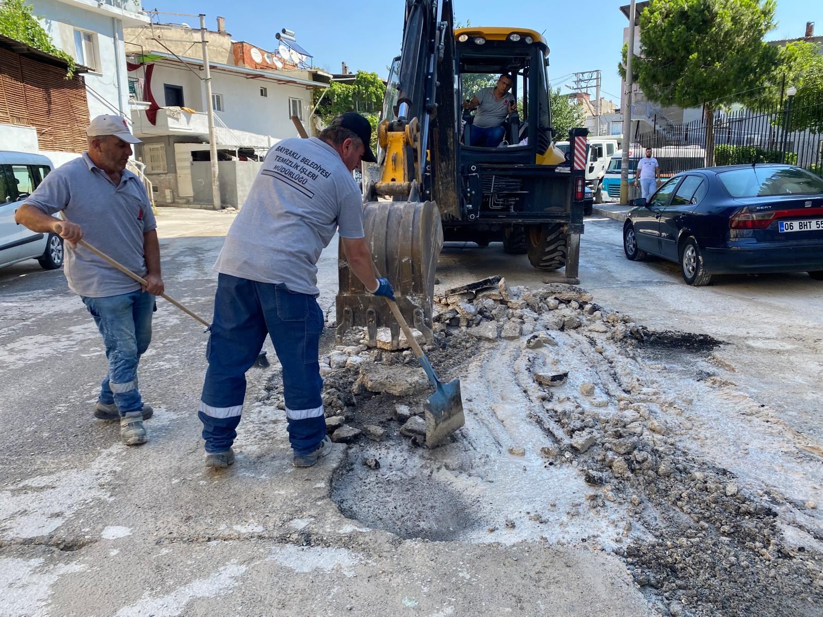 Bayraklı'da sel felaketinin yaraları sarılıyor