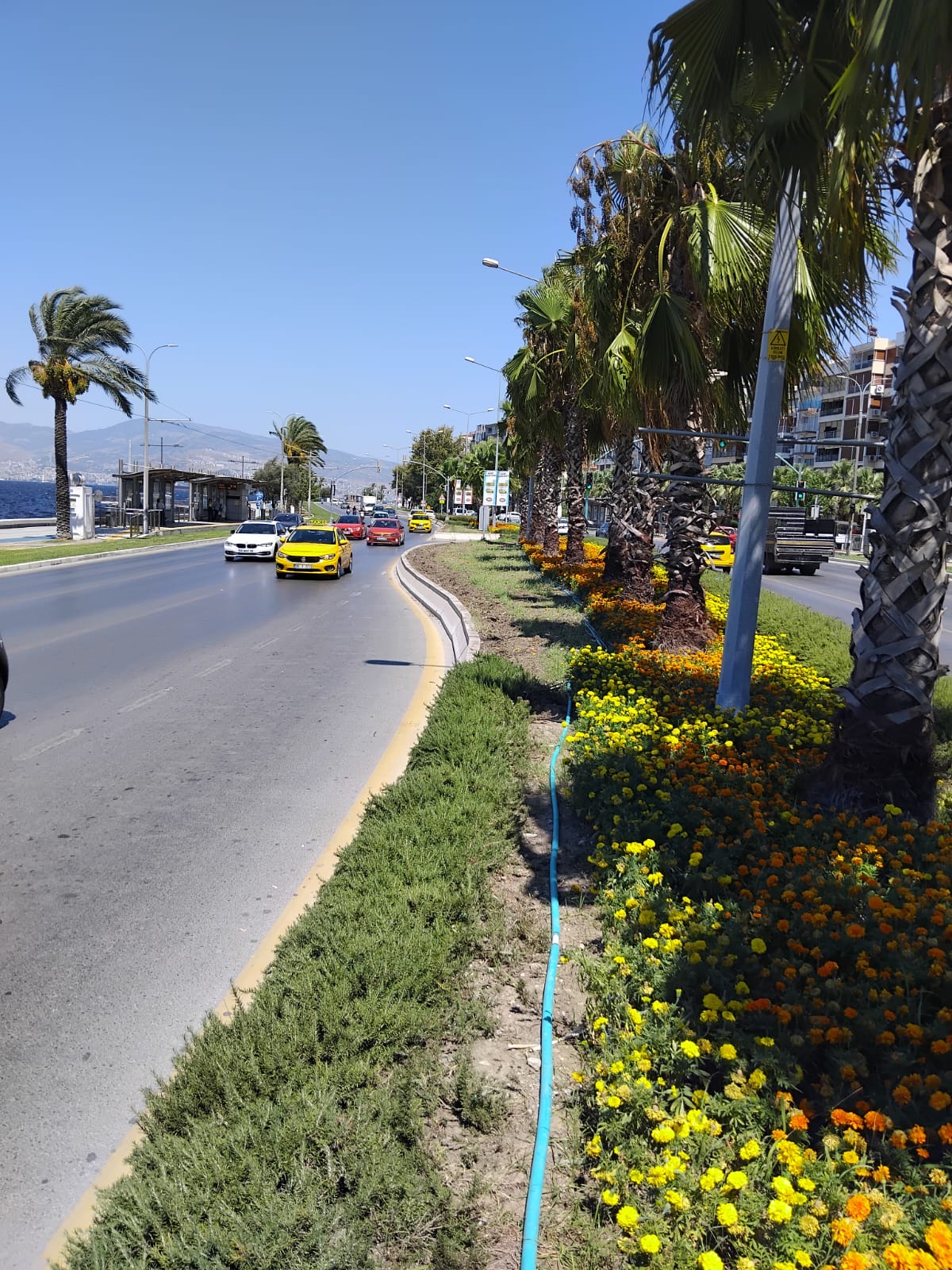 Mustafa Kemal Sahil Bulvarı’nda trafiği rahatlatacak dokunuş