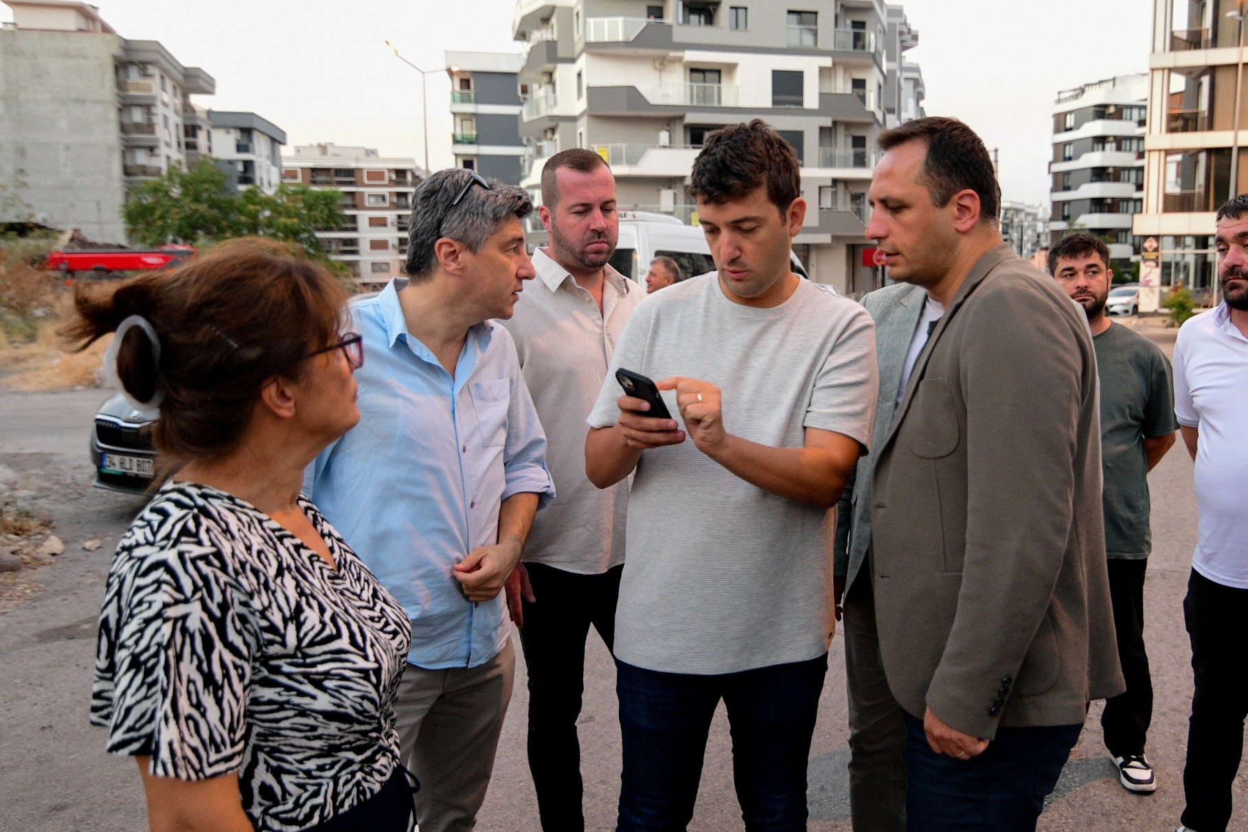 Başkan Eşki güneşi Erzene Mahallesi'nde karşıladı