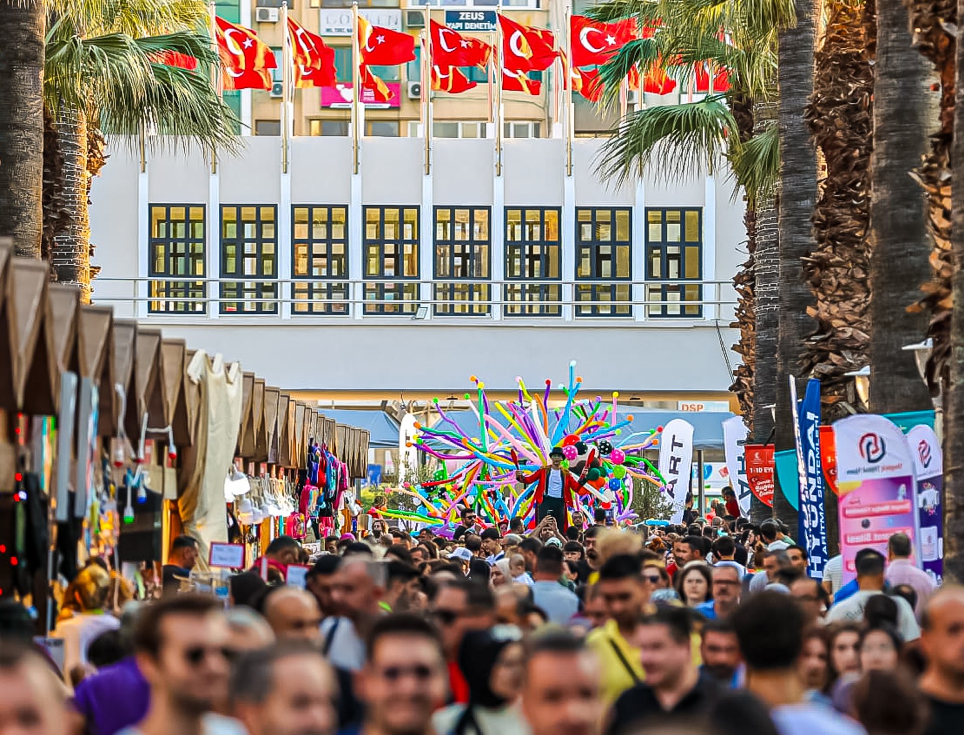 İEF kapılarını açıyor: Zamanın ötesine geçilecek