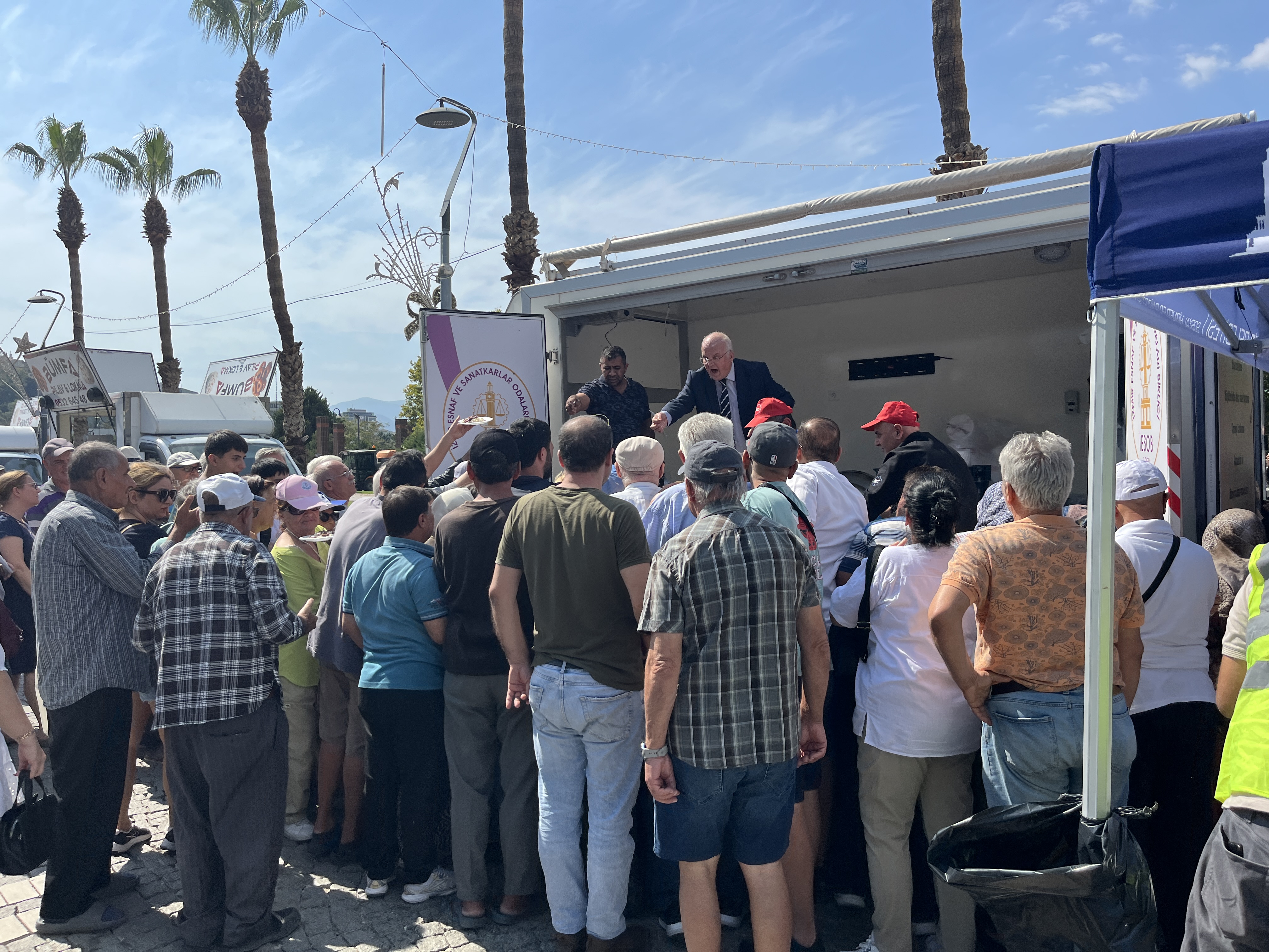 İzmir'de 37. Ahilik Haftası Esnaf Birliği Tarafından Düzenlendi