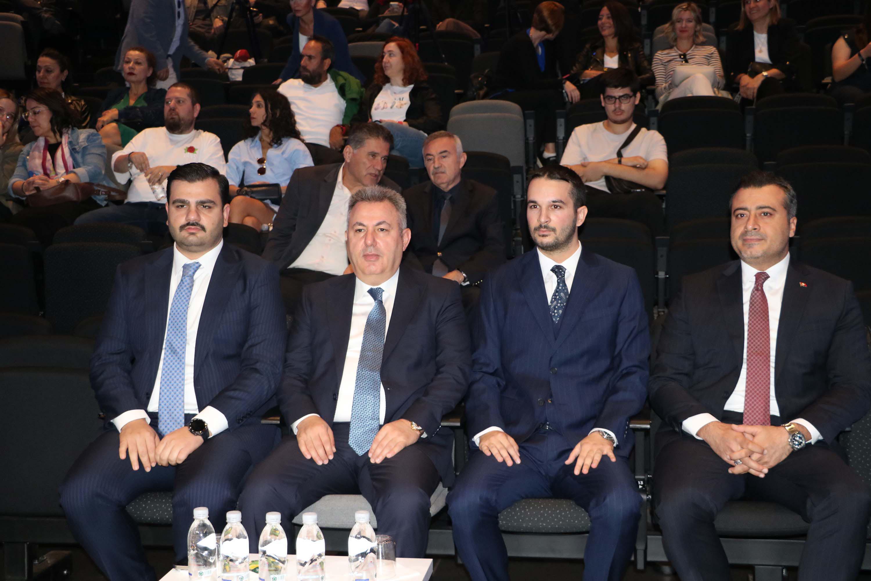 Vali Elban: İzmir, teknoloji konusunda ciddi bir ekosistemi olabilecek bir şehir