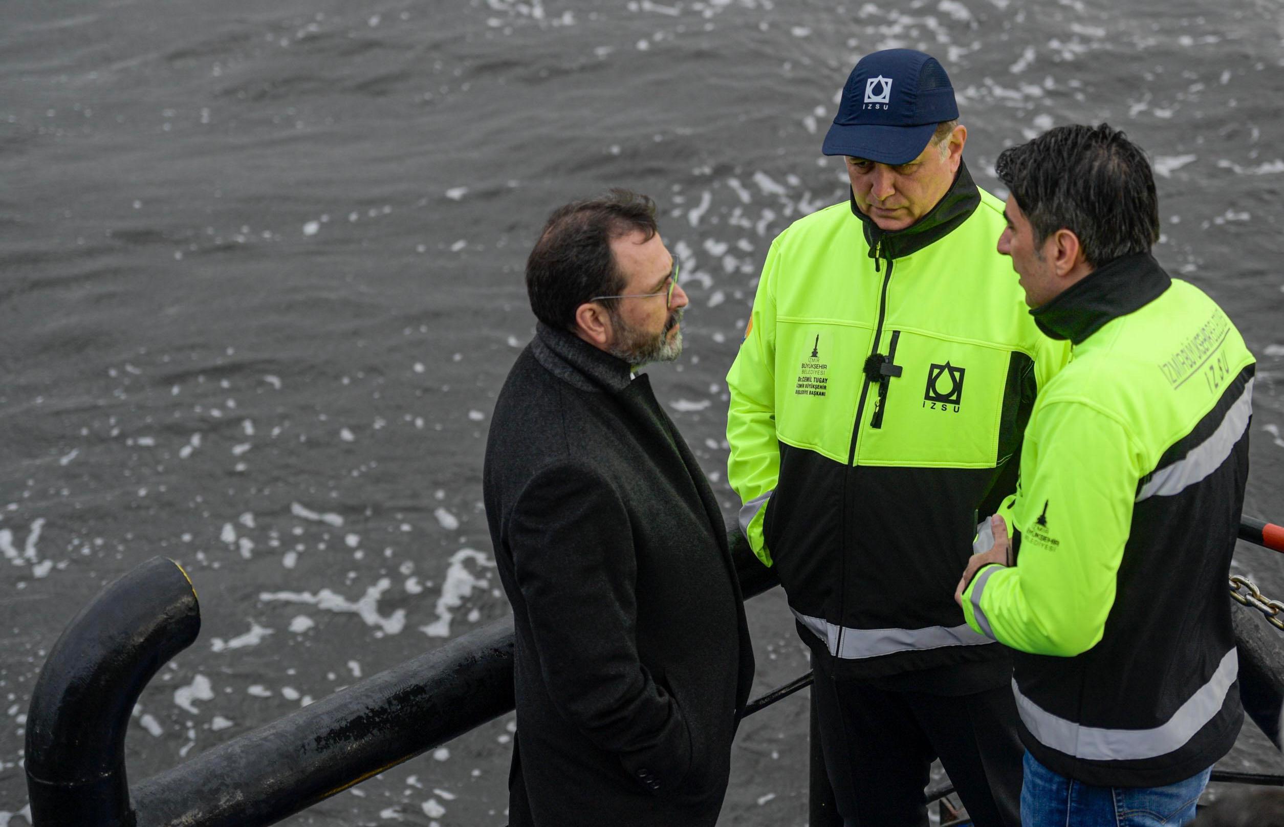 Temiz Körfez için dev adım Başkan Tugay Körfez’de tarama çalışmalarını başlattı