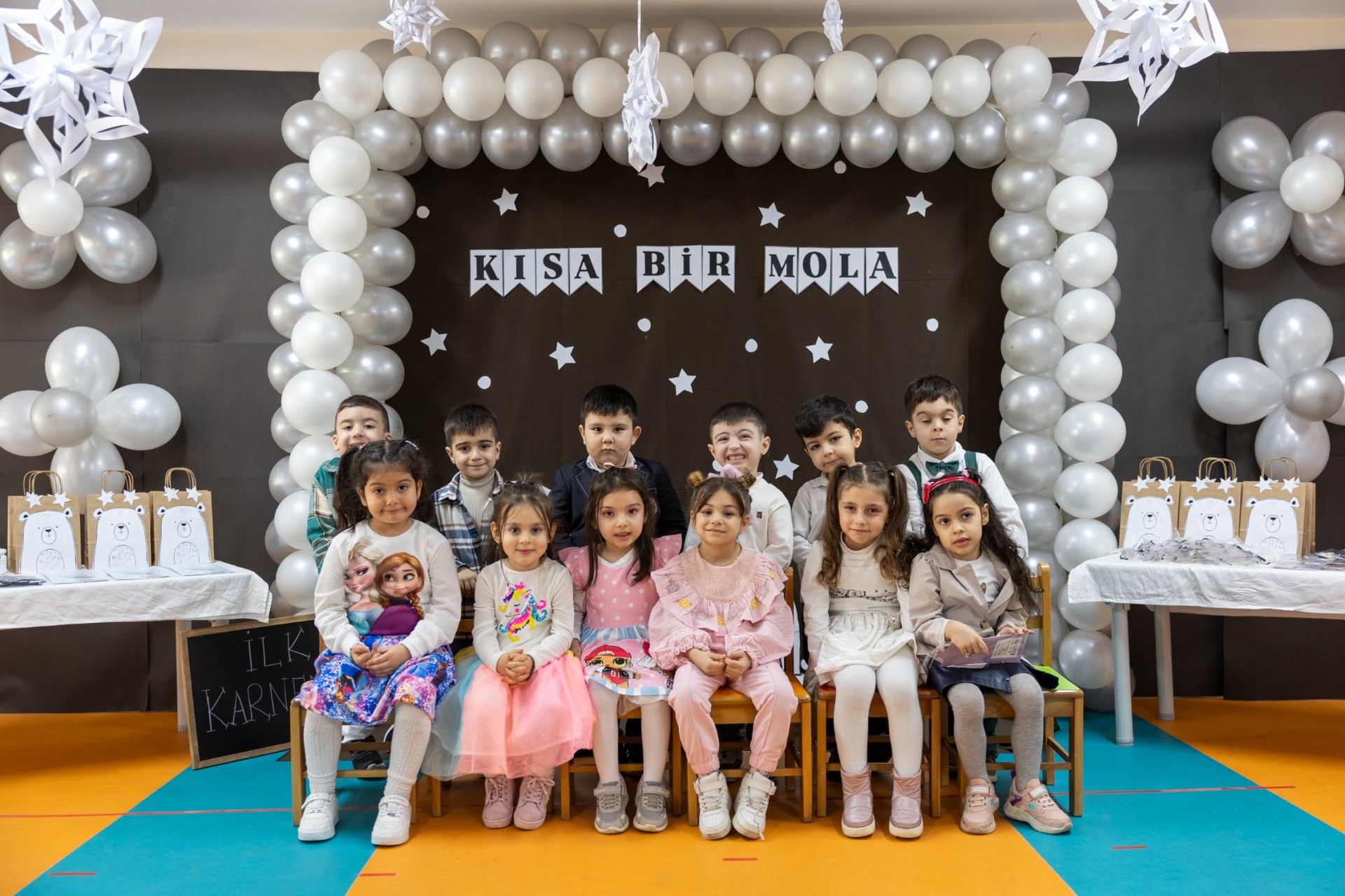 Konak’ta ilk karne mutluluğu.