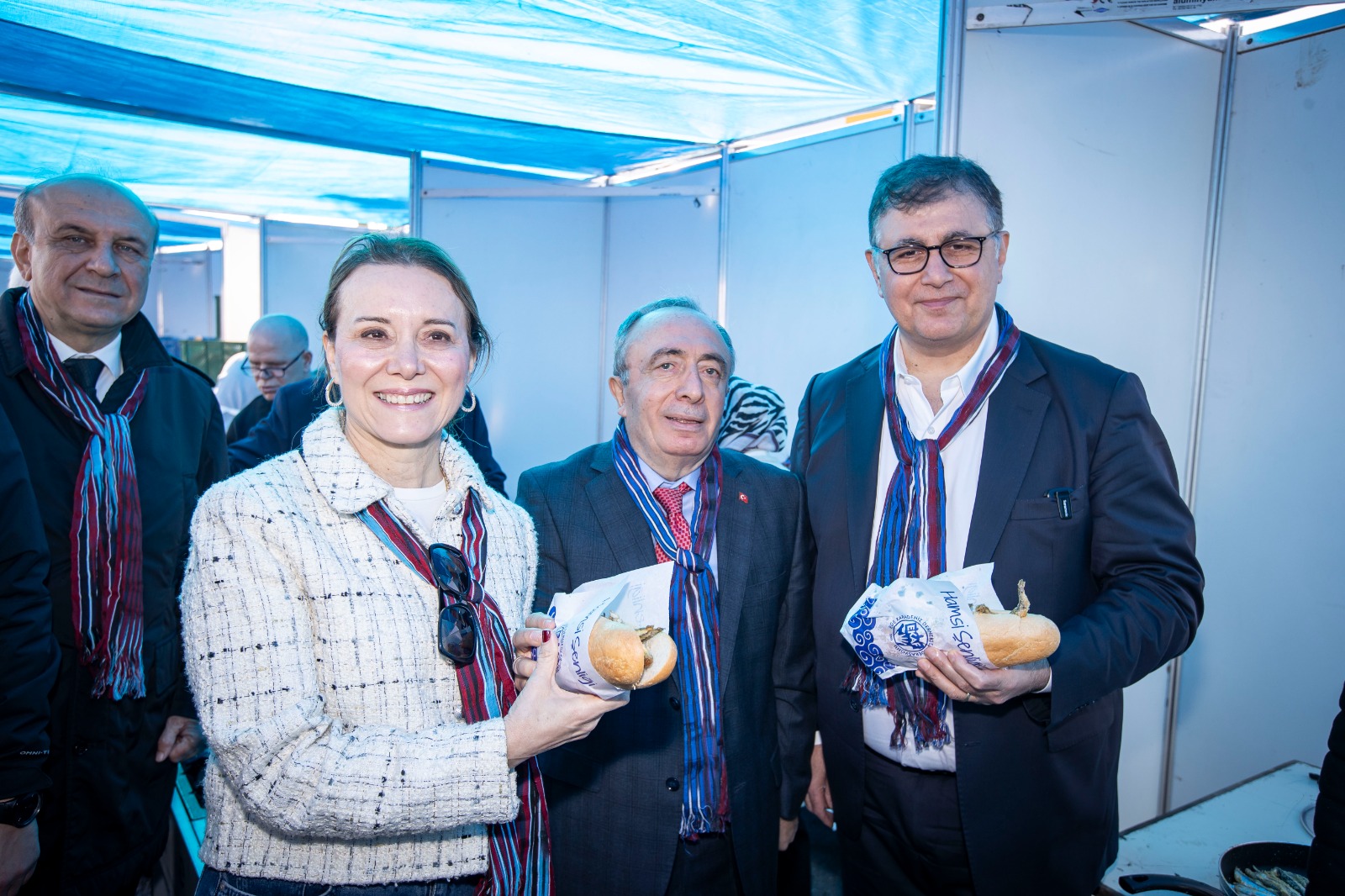 İzmir’de Karadeniz rüzgarı