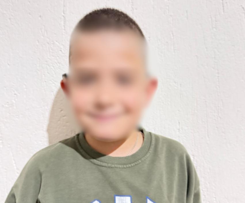 İzmir'de yaşayan 7 yaşındaki işitme engelli Gökhan'a önce akran sonra öğretmen zorbalığı