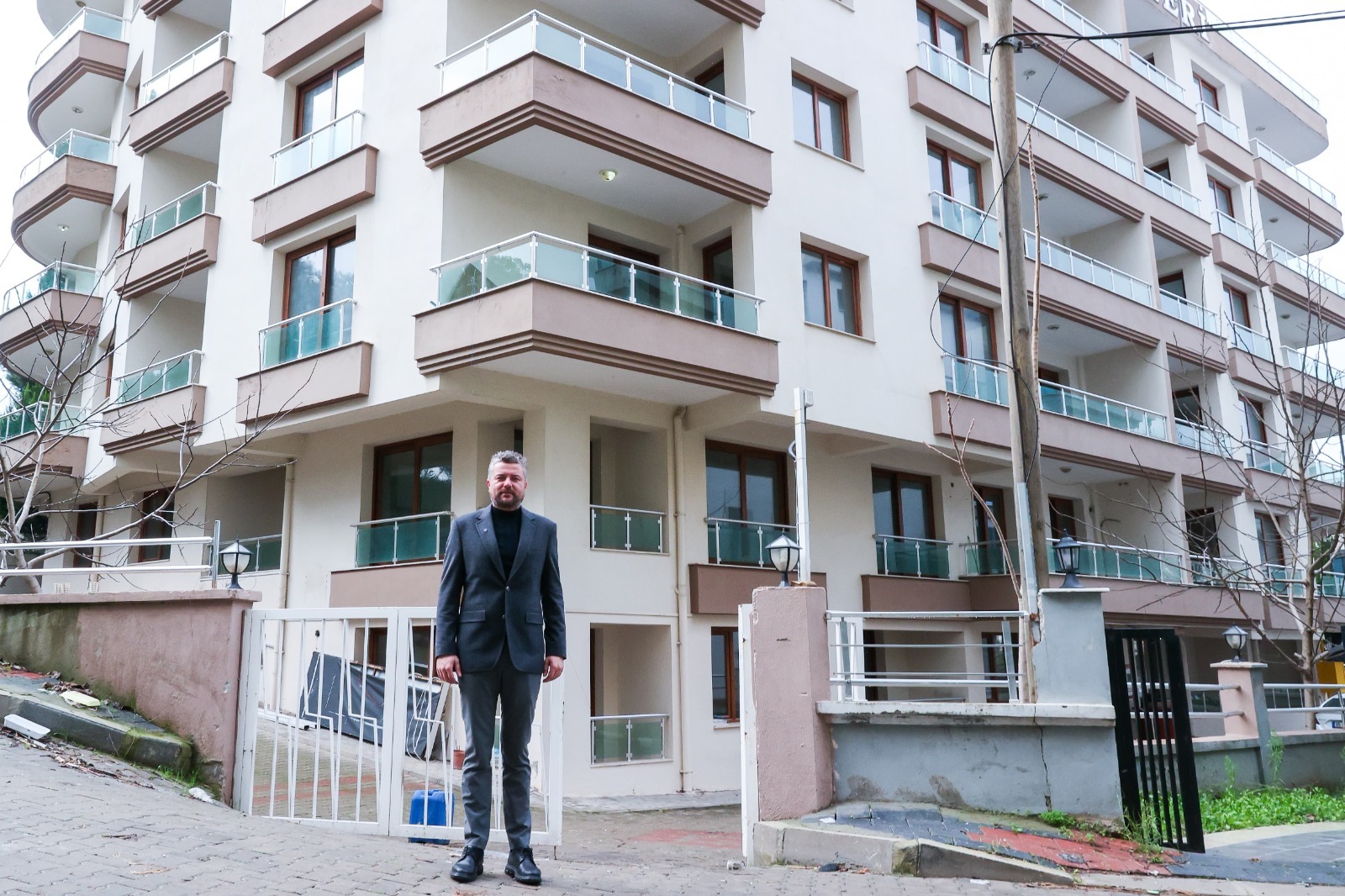 Buca'da fiziki yatırımlar tüm hızıyla sürüyor