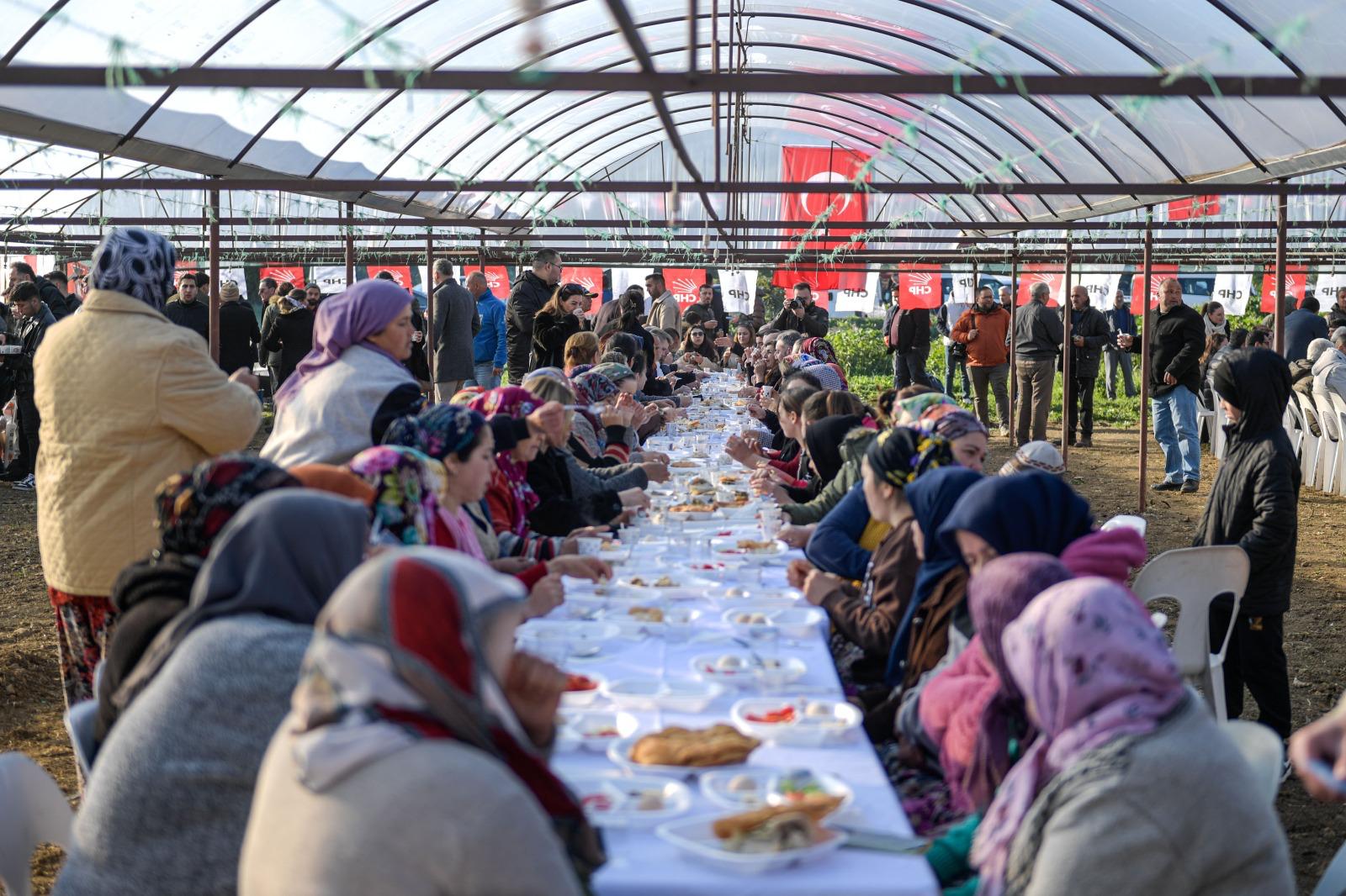 Başkan Tugay: “Baskılar vız gelir tırıs gider” 