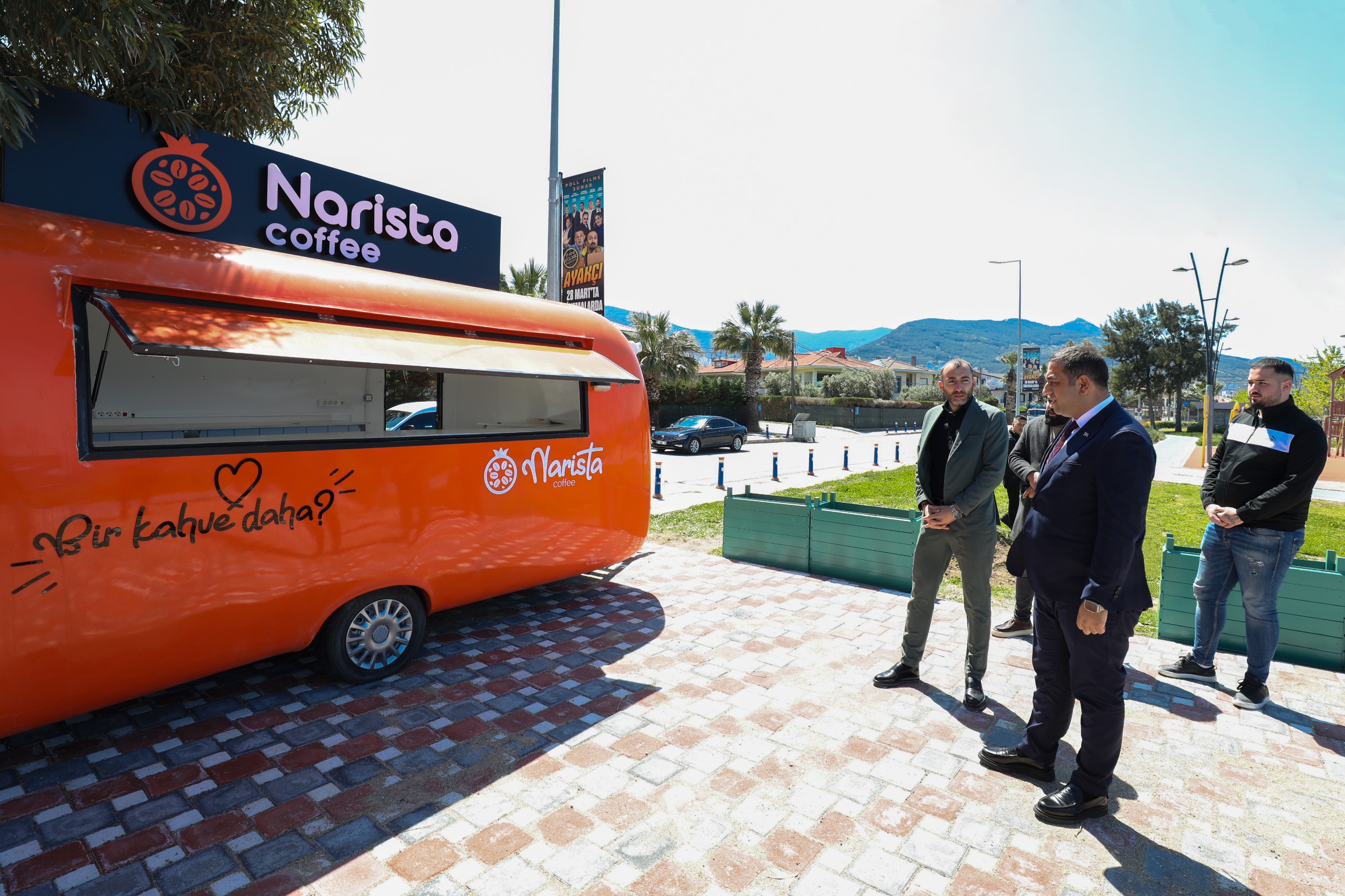 Narlıdere'de 15 Nisan'da çifte açılış