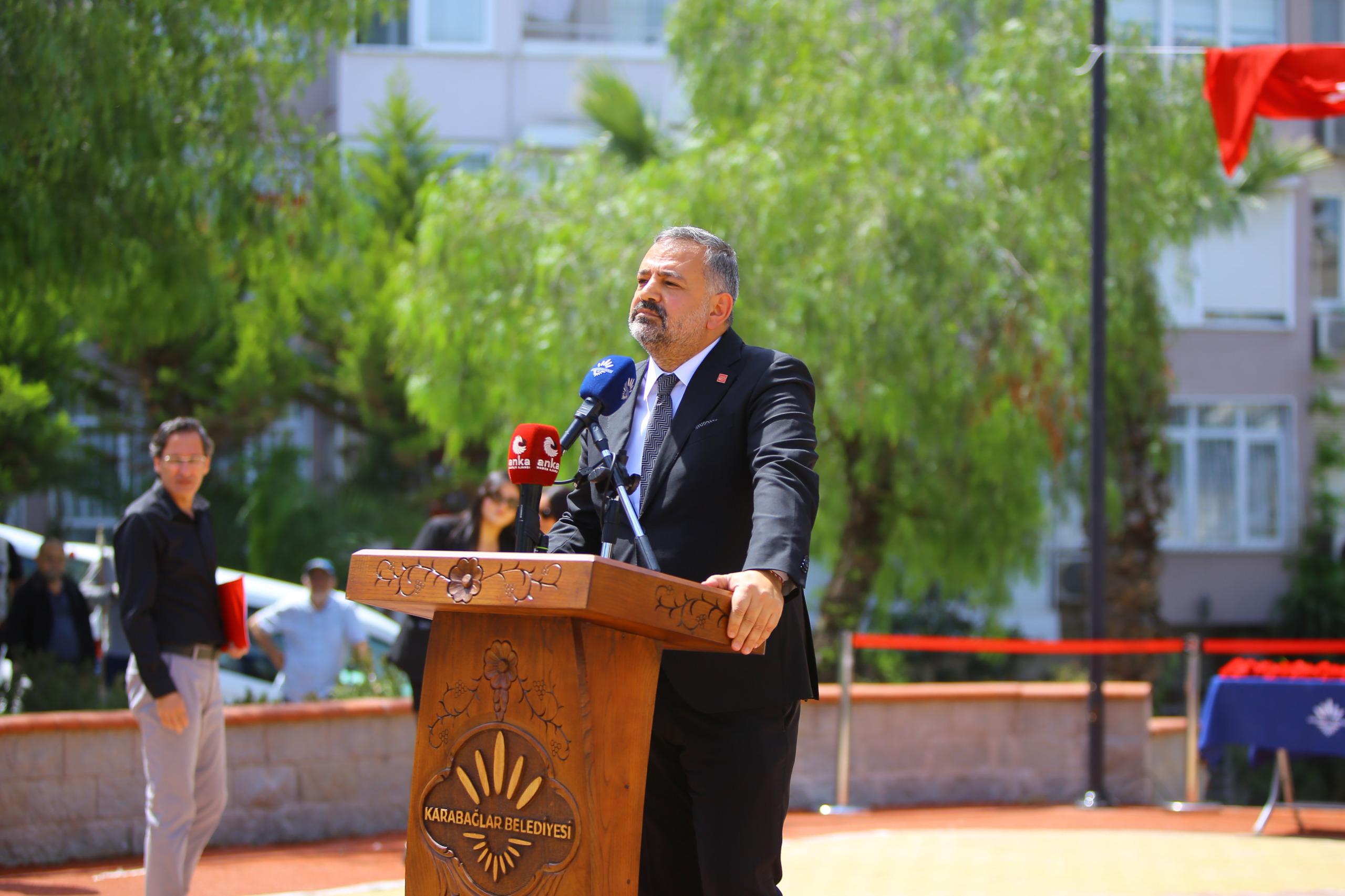 Üç Fidan’ın Adı Karabağlar'da Yaşayacak!