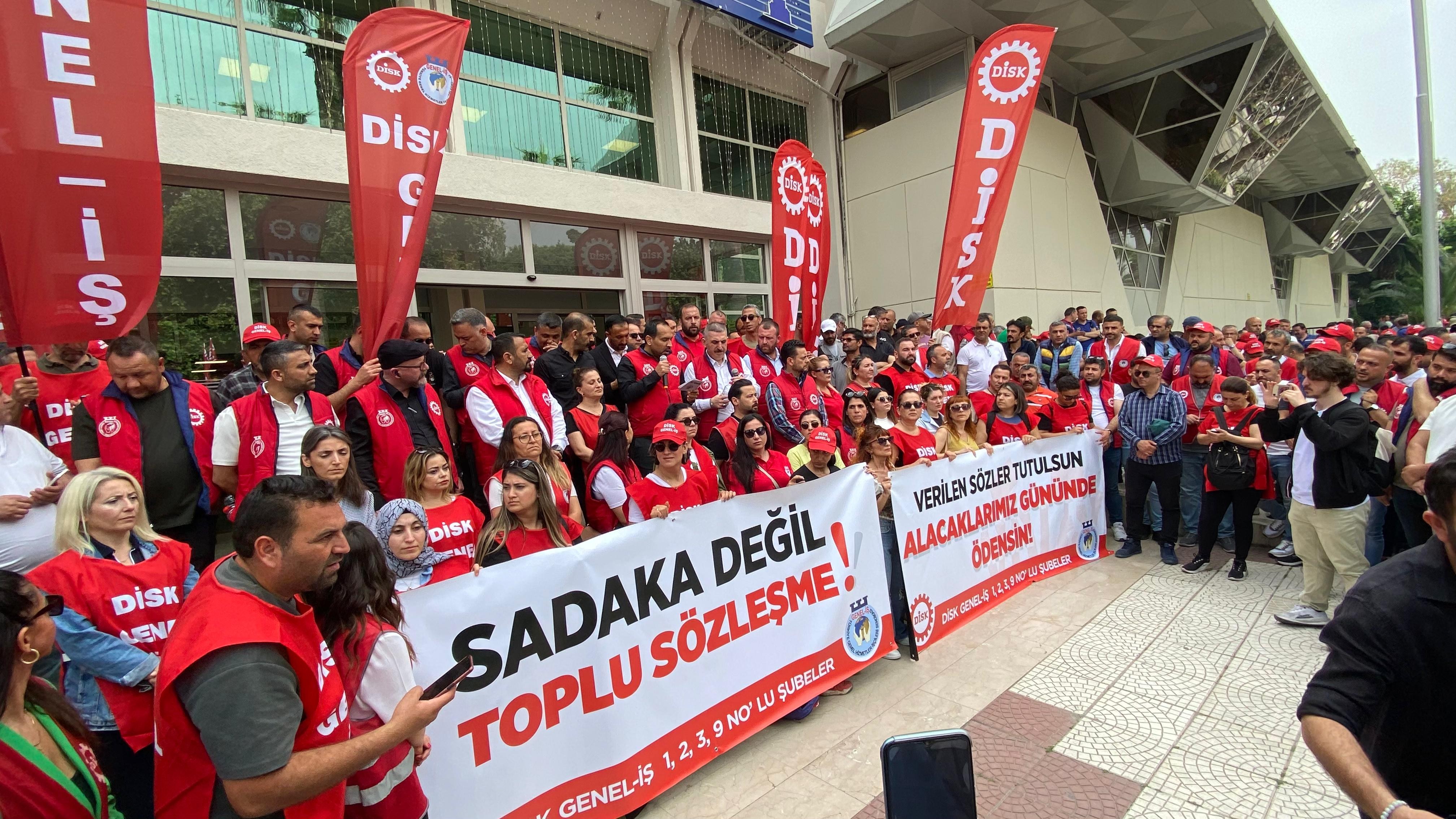 İzmir’de Grev Alarmı: İşçilerden Yarım Gün İş Bırakma ve Grev İlanı