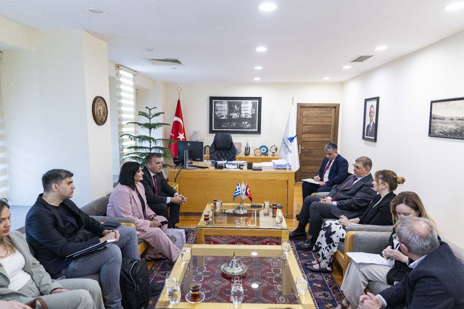 İzmir ve Larissa arasında iklim nötr ve akıllı şehir iş birliği