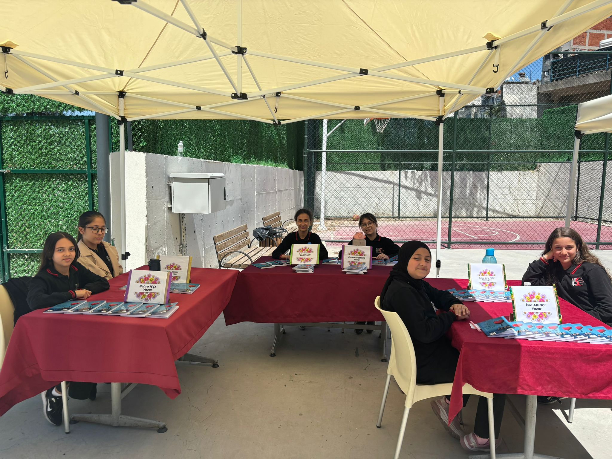 Minik Kalemlerden Büyük Mesaj: "Bir Damla İyilik" Okuyucularla Buluştu