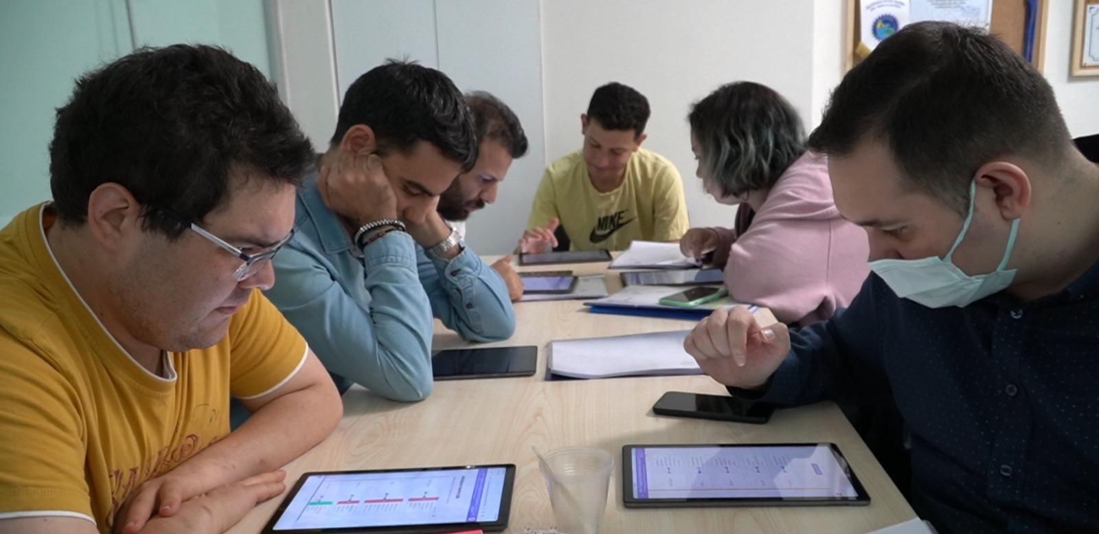 Büyükşehir’in nöro-çeşitli gençler için istihdam atağı sürüyor