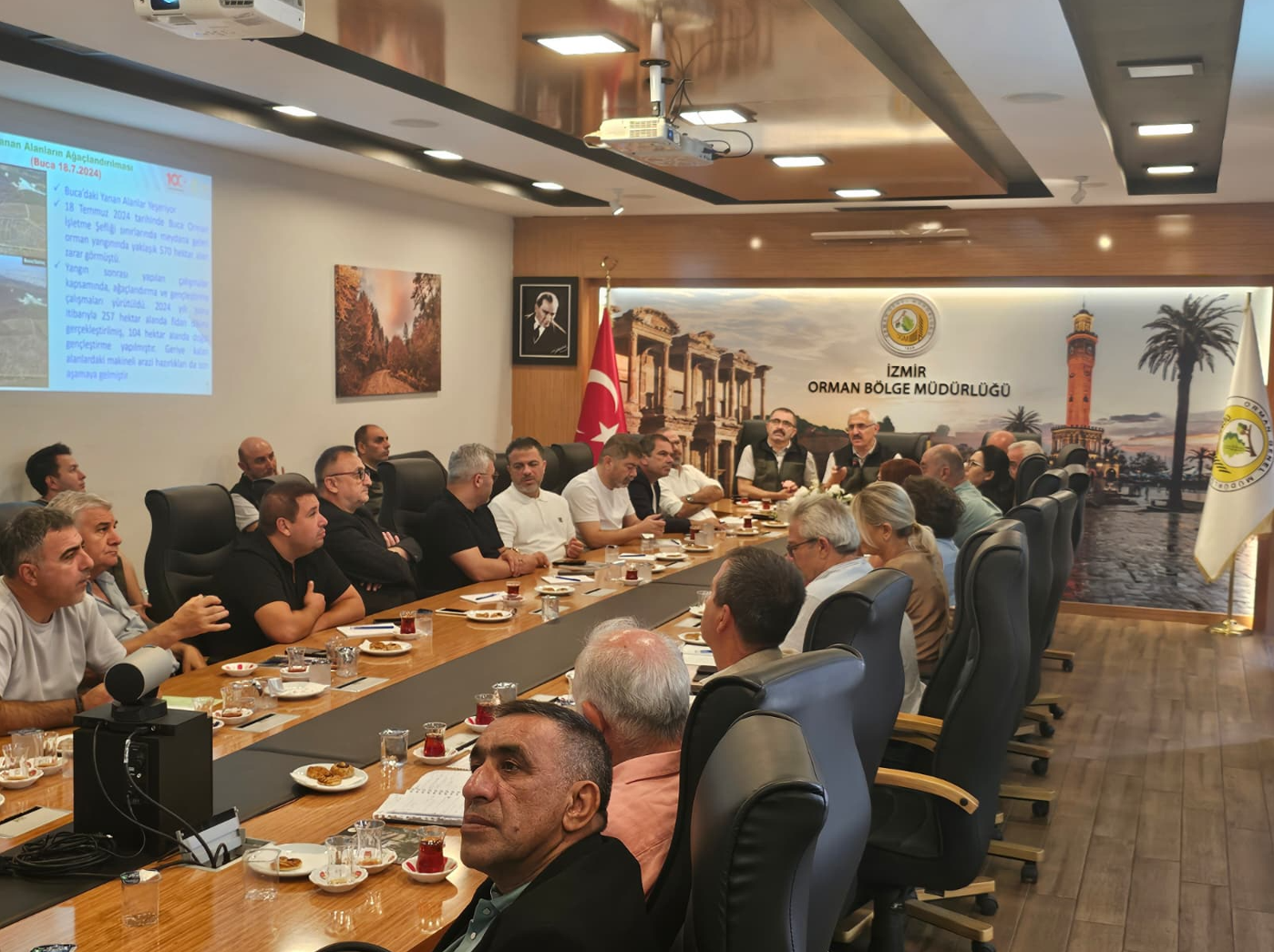 AK Parti'nin davetiyle CHP ve AK Partili Meclis Üyeleri yangın sunumunda buluştu