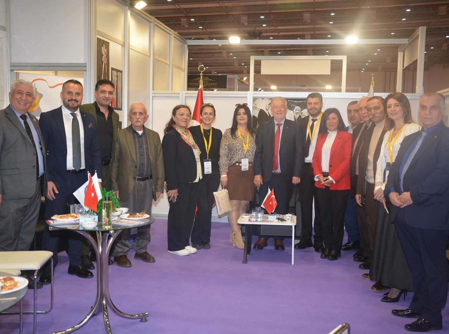 İESOB Başkanı Yalçın Ata, Fuar Açılışında Protokol Ziyaretinde Bulundu