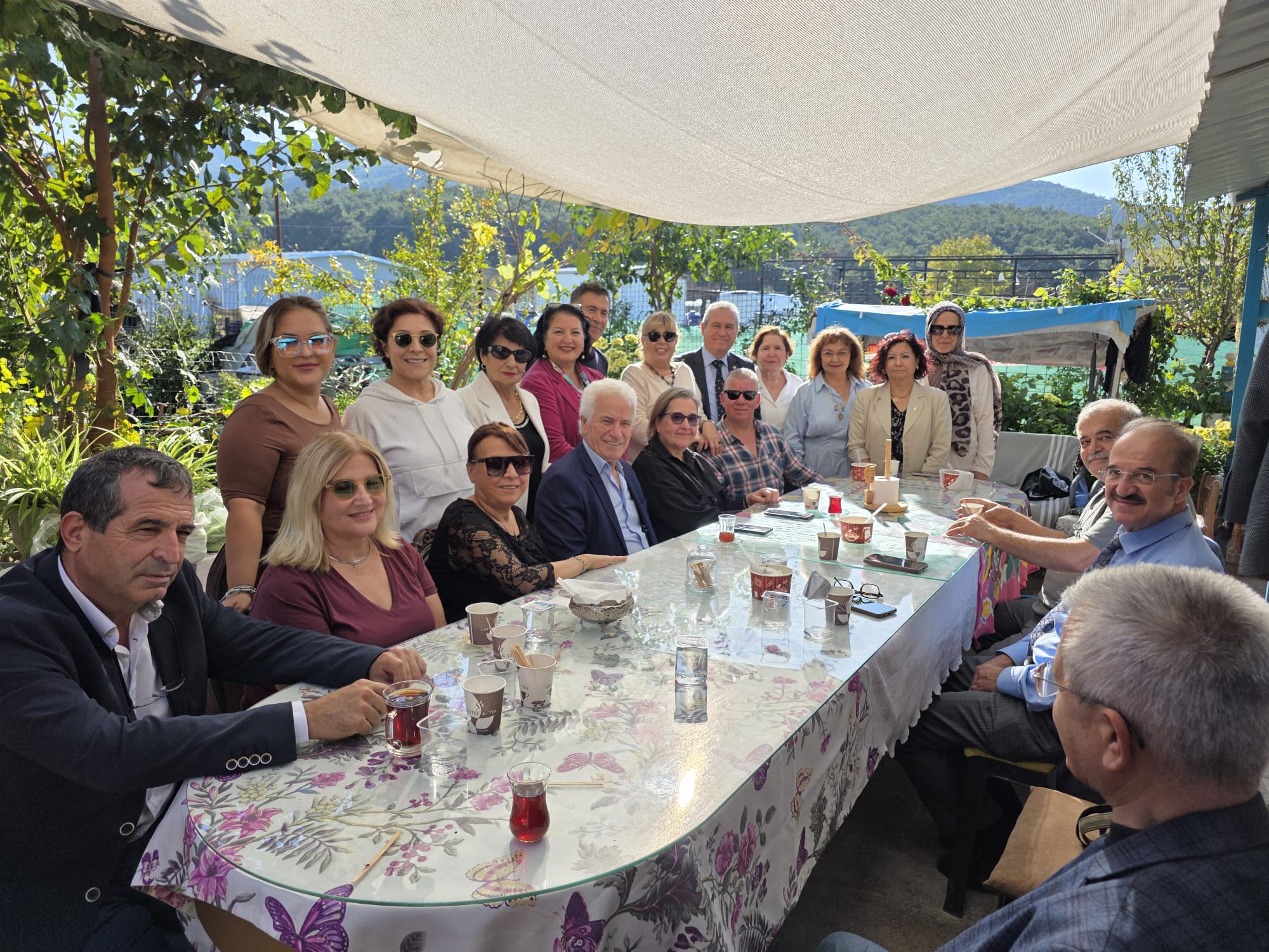 Sultan Tatlı, Gönül Dostlarını Bir Araya Getirdi